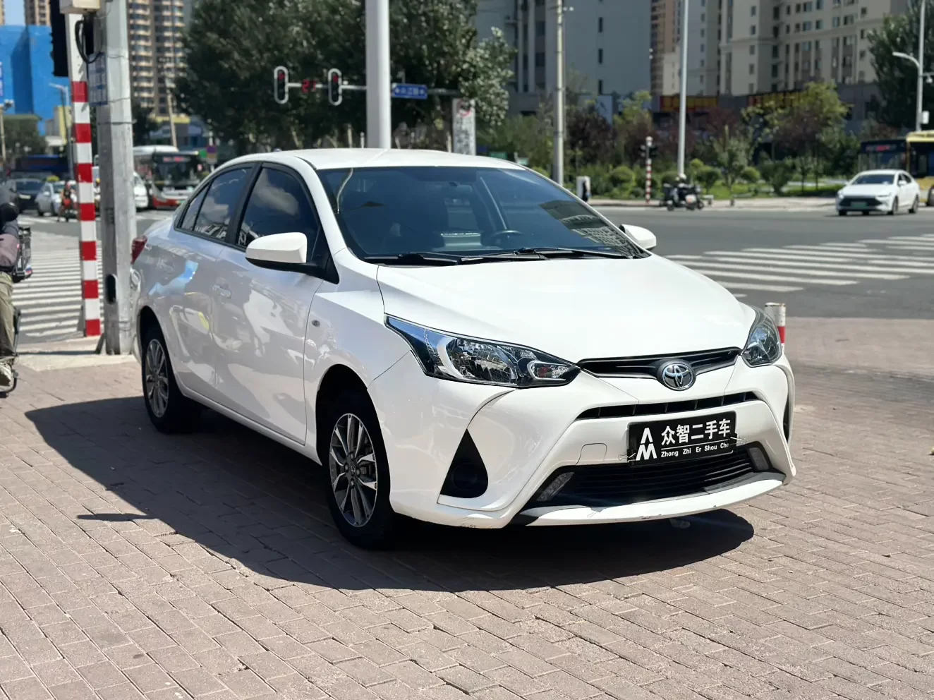 Toyota YARiS L Enjoy