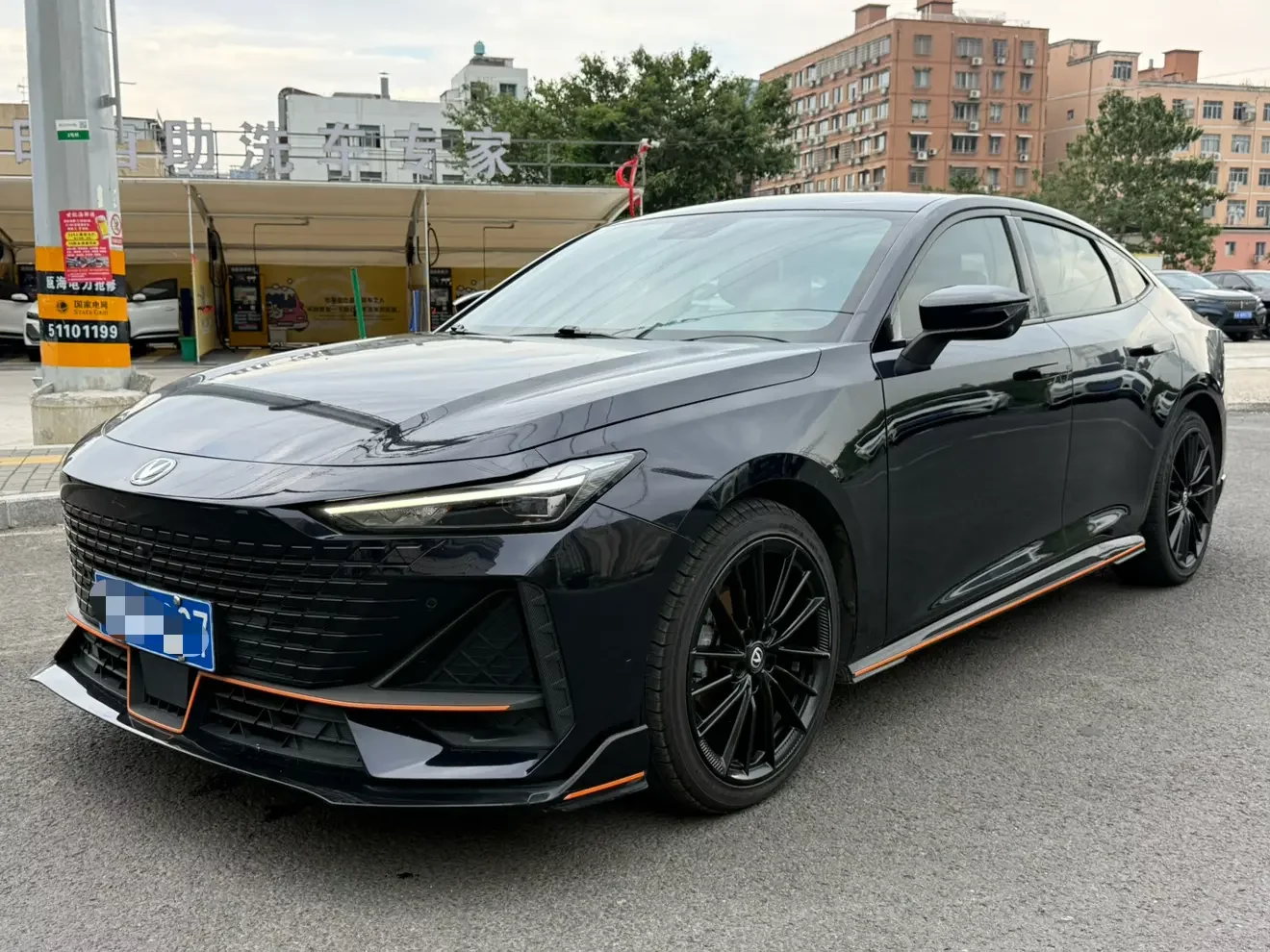 CHANGAN UNI-V
