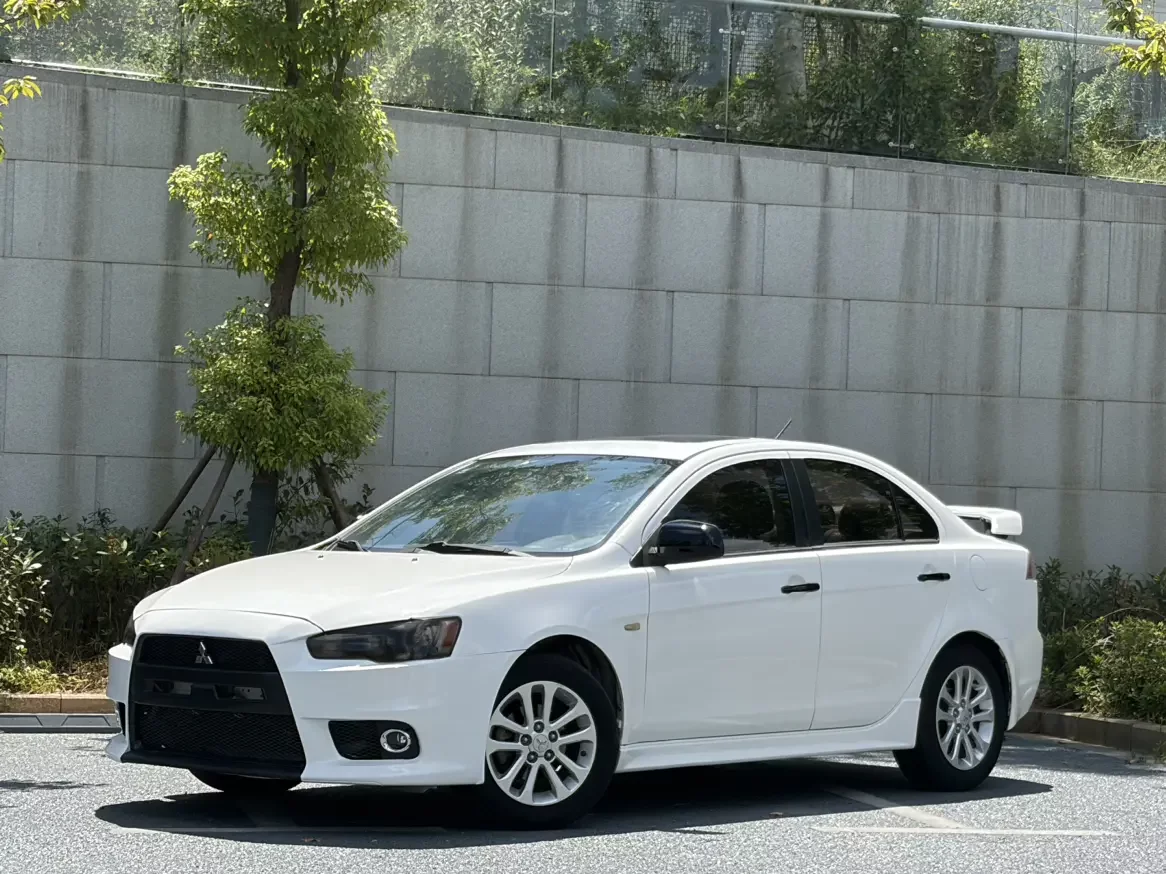 Mitsubishi Winged God