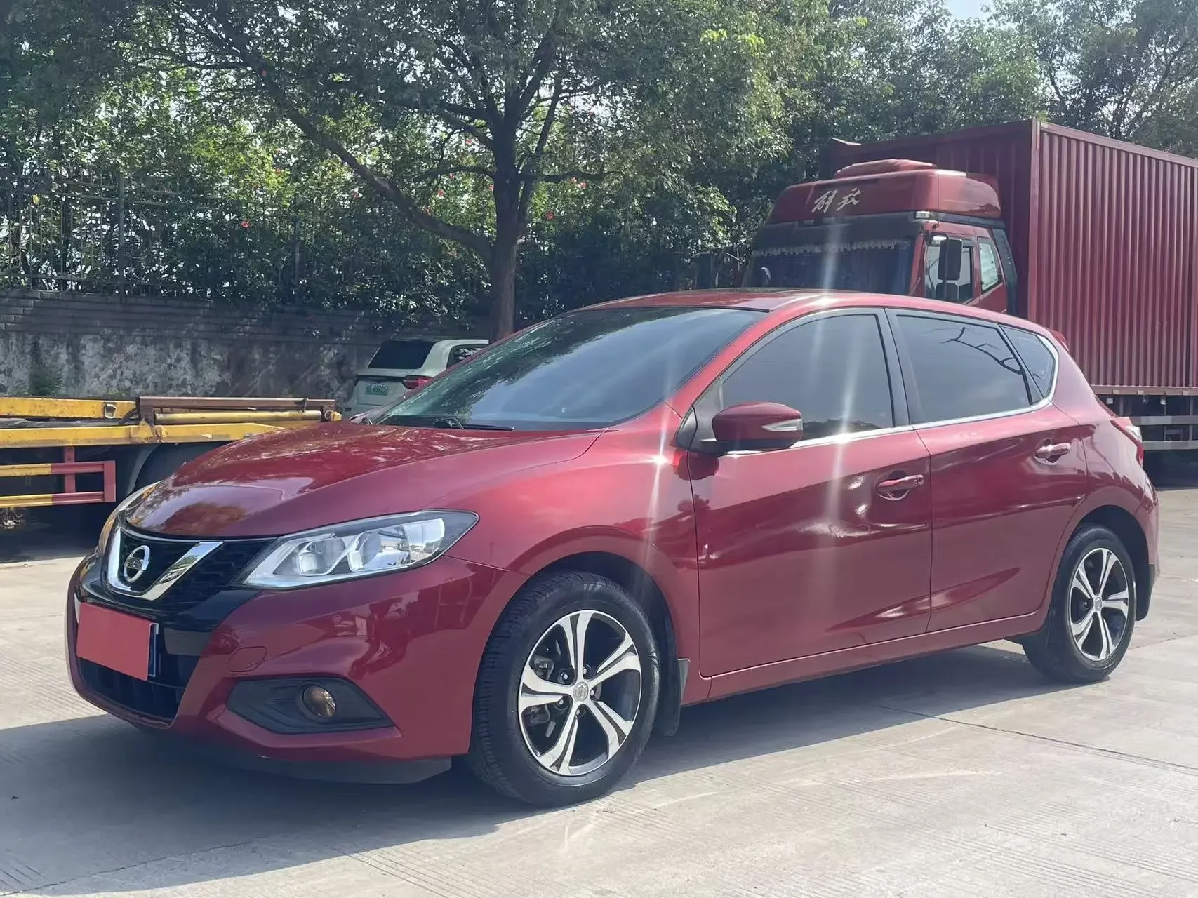 Nissan Tiida