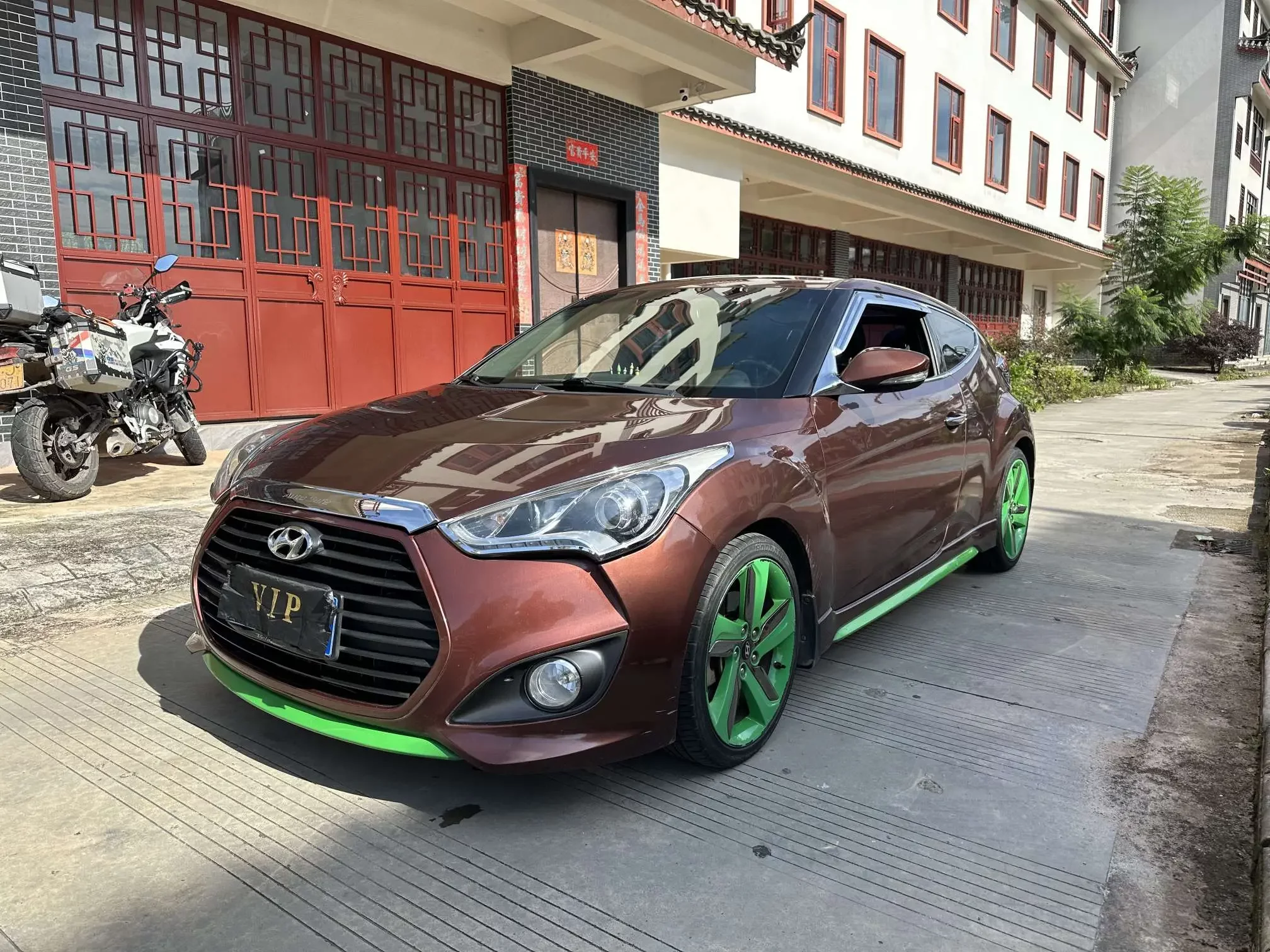Hyundai Veloster