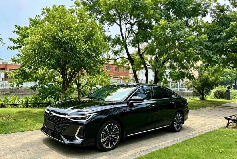 Chery Arrizo 8