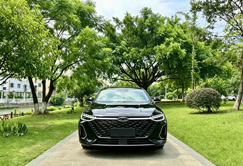 Chery Arrizo 8
