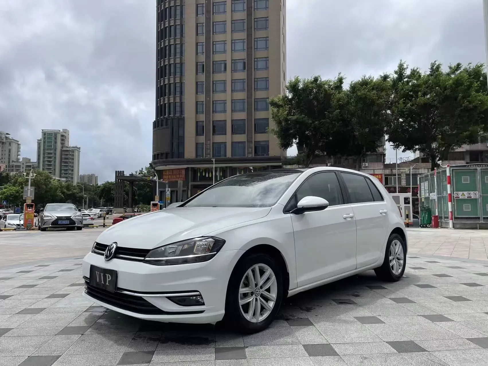 Volkswagen golf