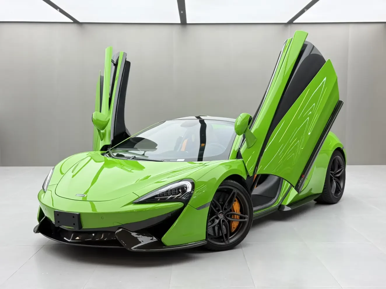McLaren 570S