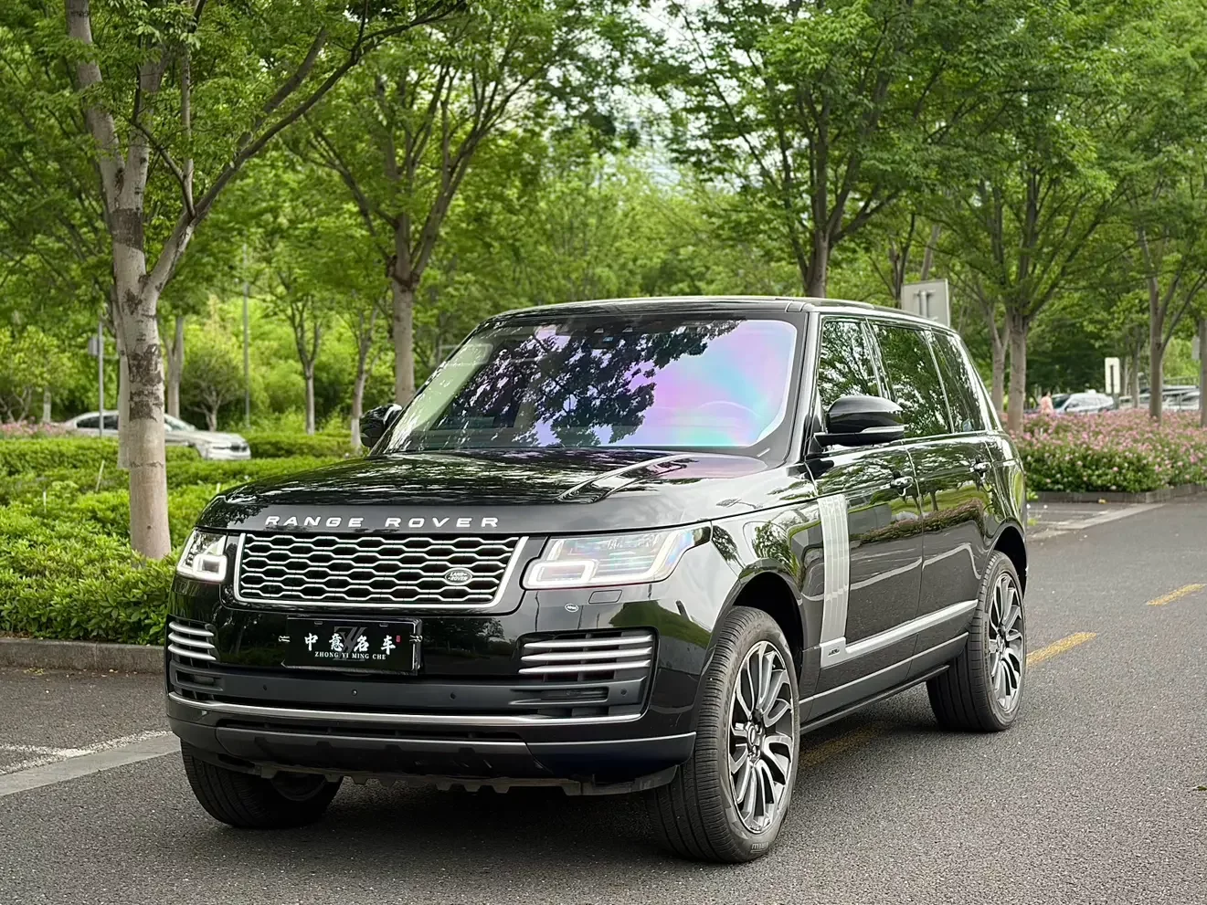 Land Rover range rover