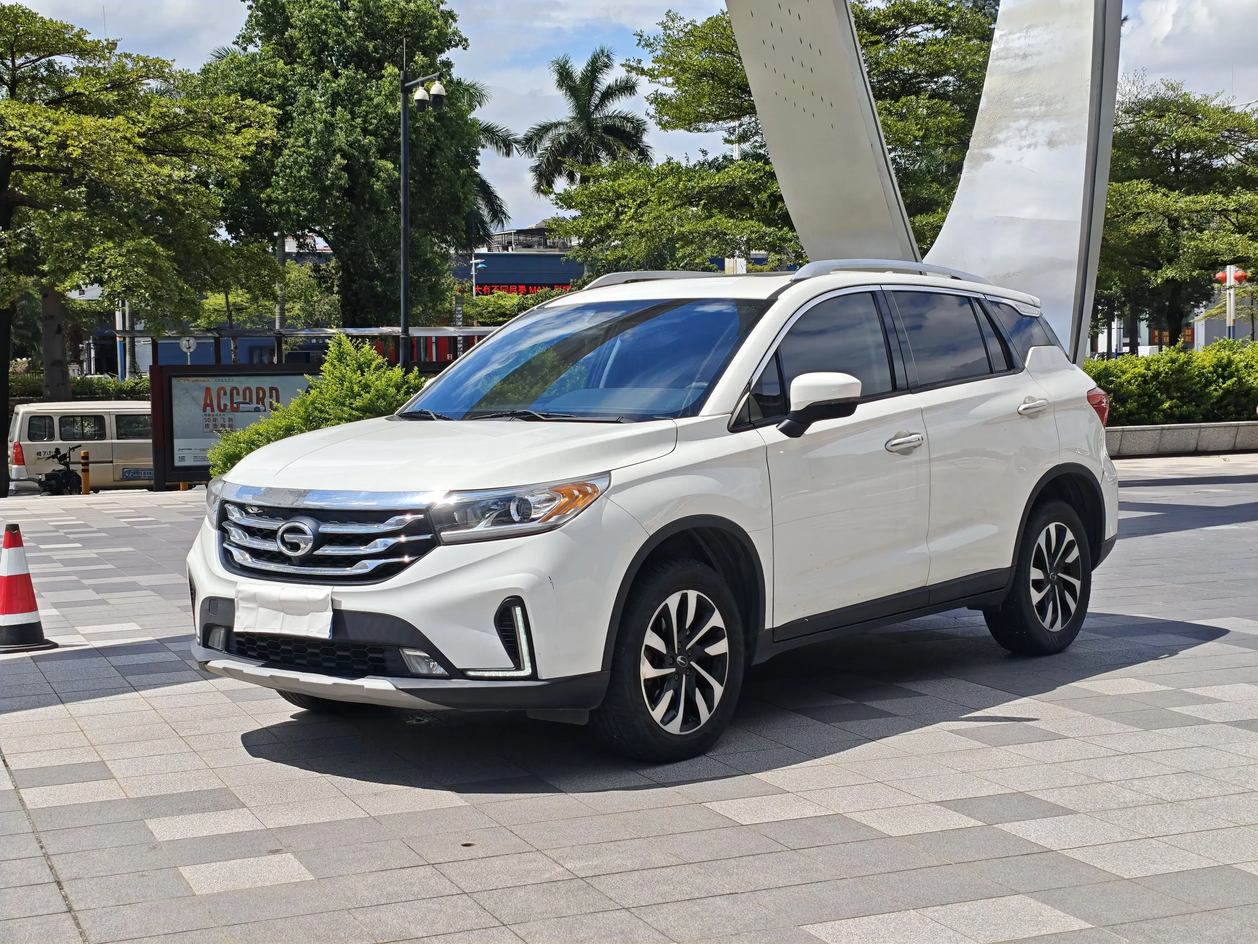 GAC Trumpchi GS4