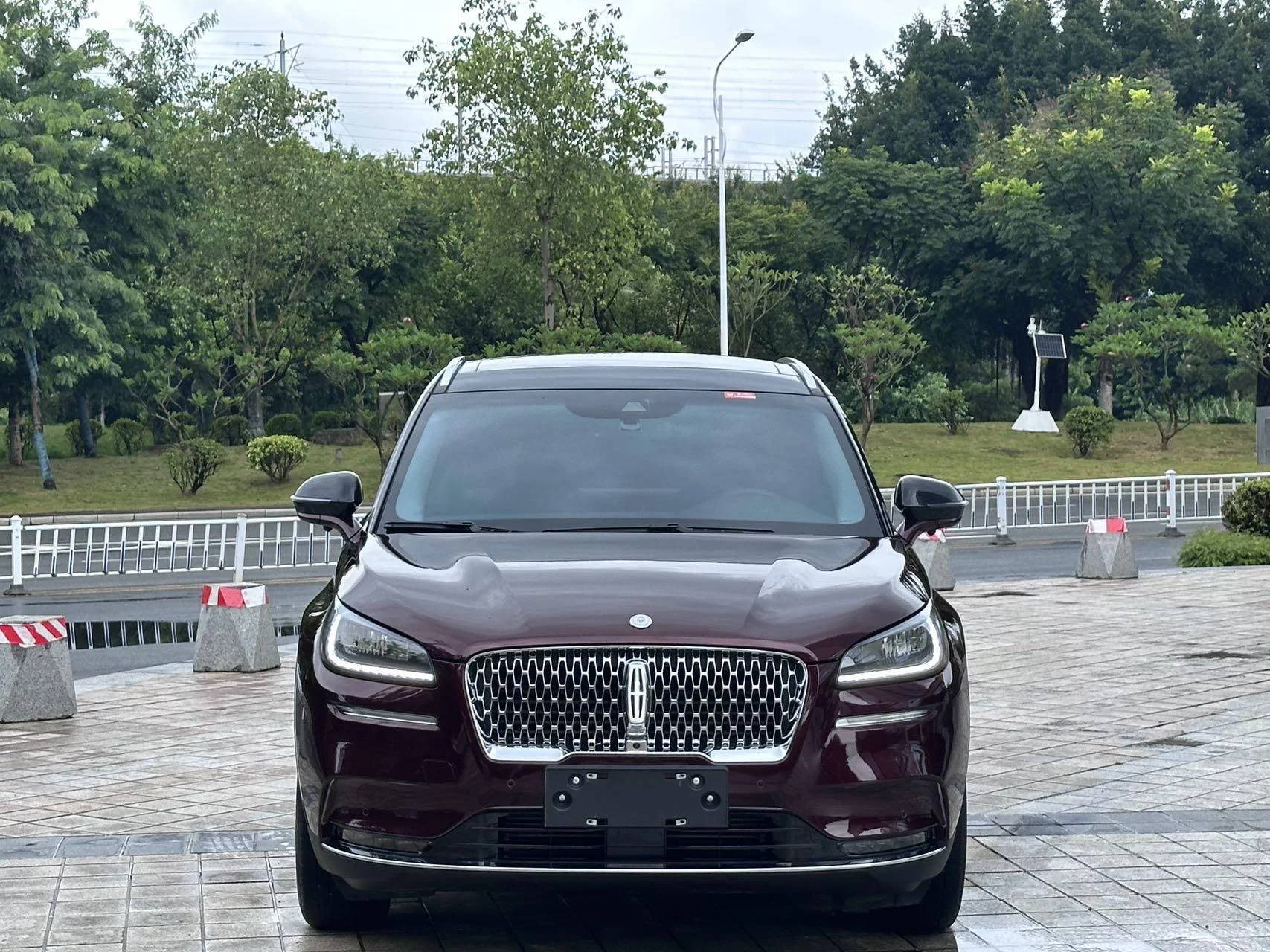 Lincoln adventurer  из Китая