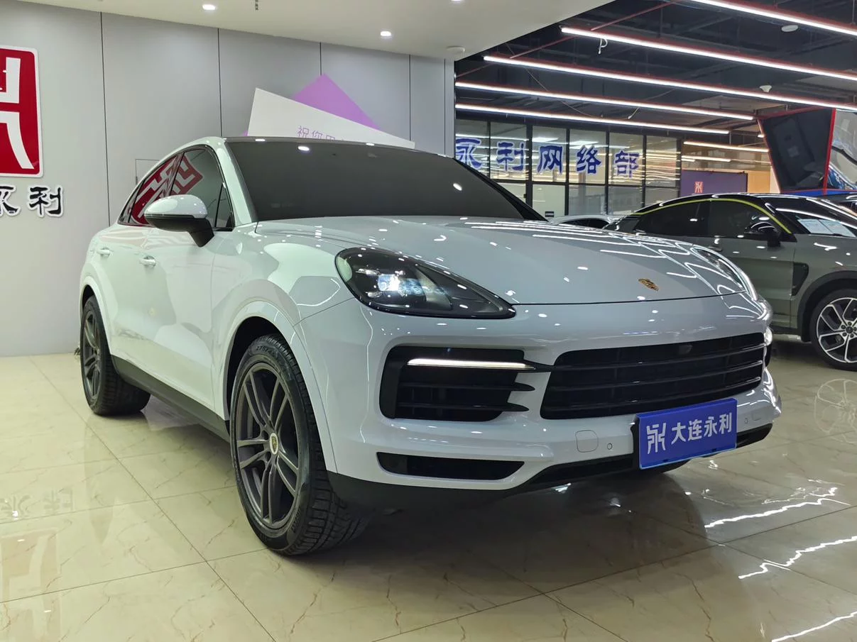 Porsche Cayenne Coupe