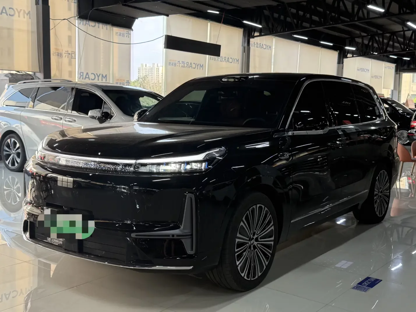 Geely Galaxy M9
