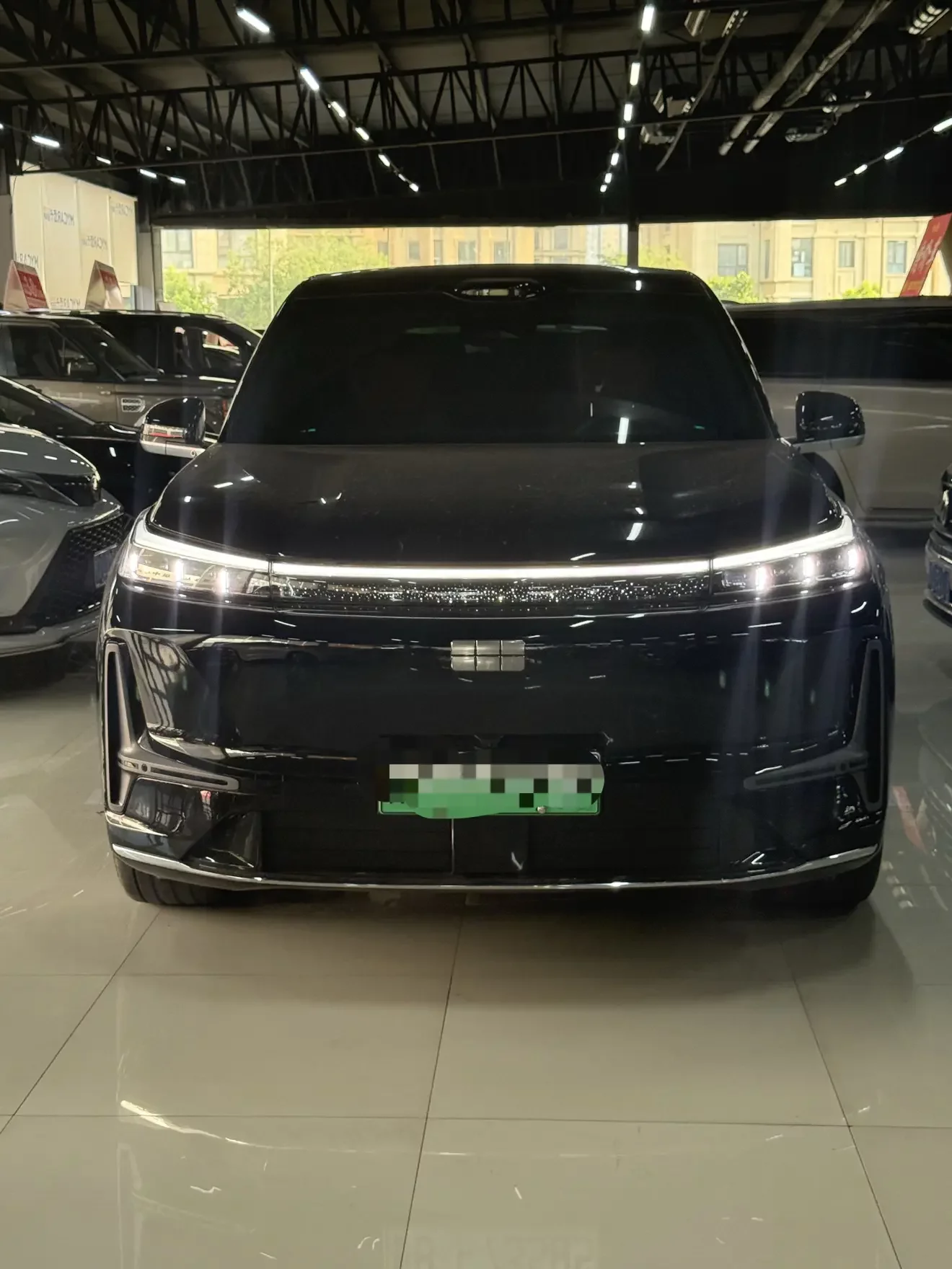 Geely Galaxy M9
