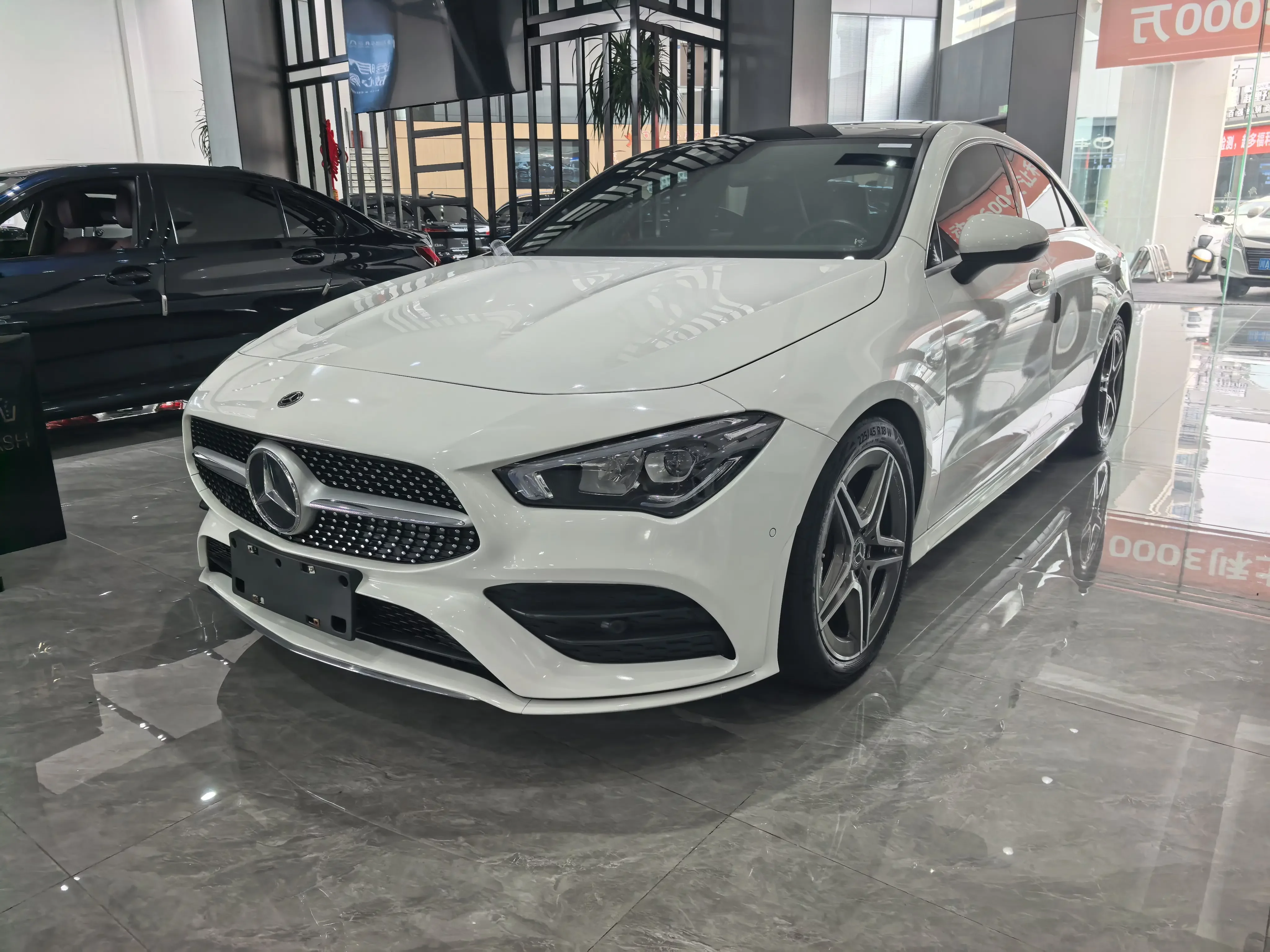 Mercedes-Benz CLA (Imported)  из Китая