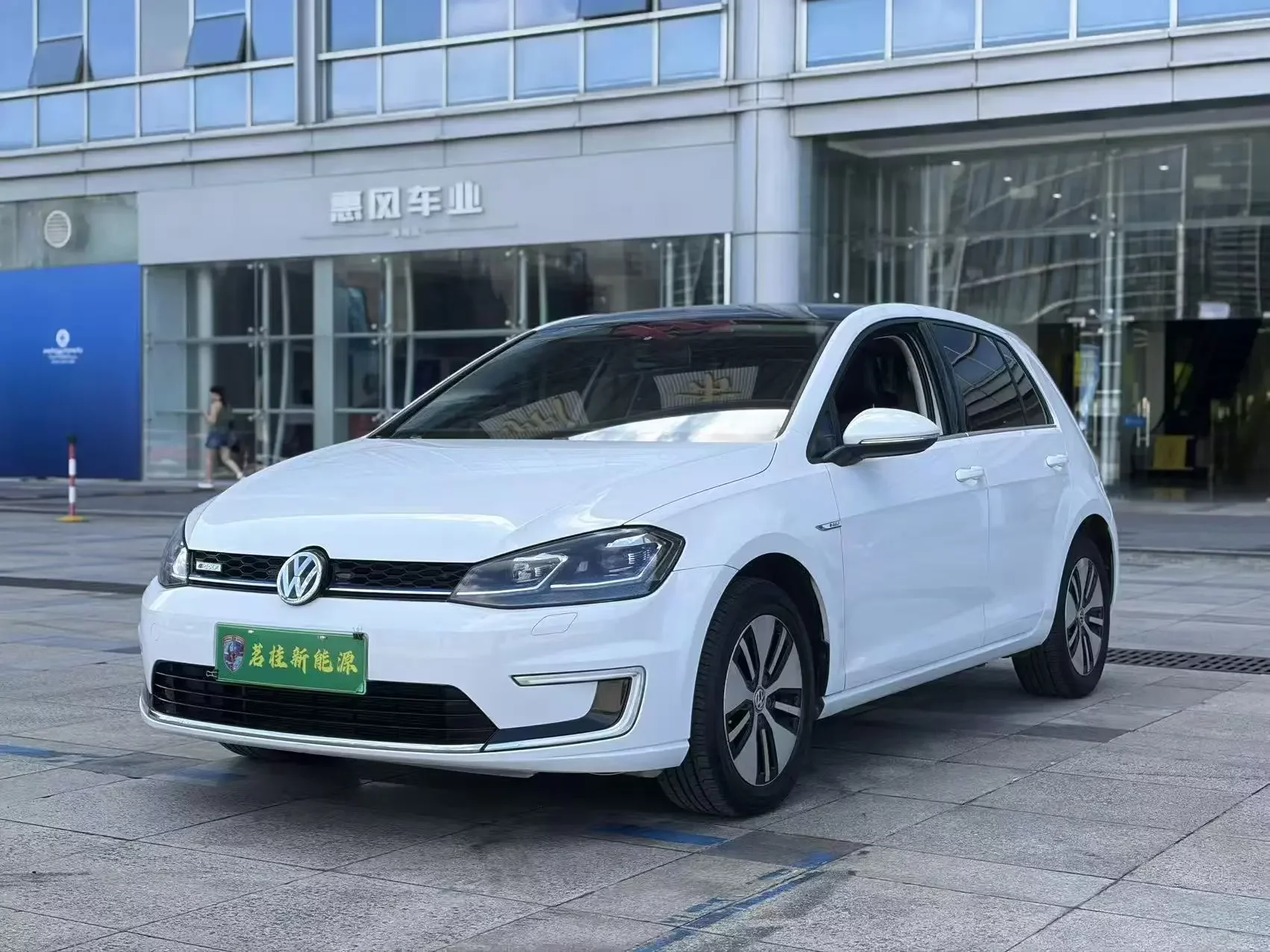 Volkswagen Golf·Pure Electric  из Китая
