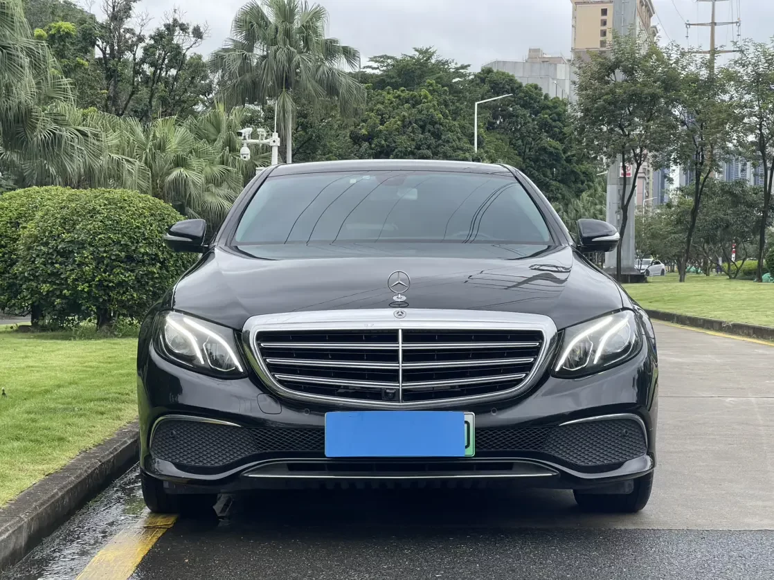 Mercedes-Benz E-Class PHEV
