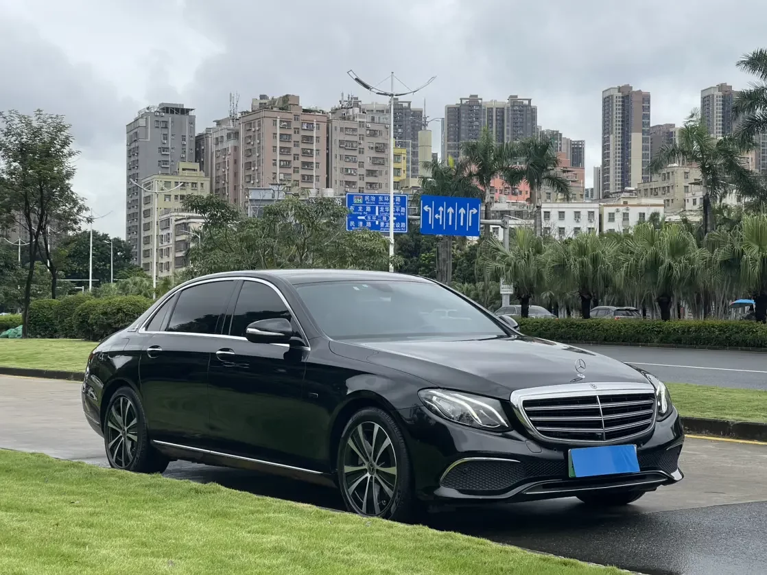 Mercedes-Benz E-Class PHEV