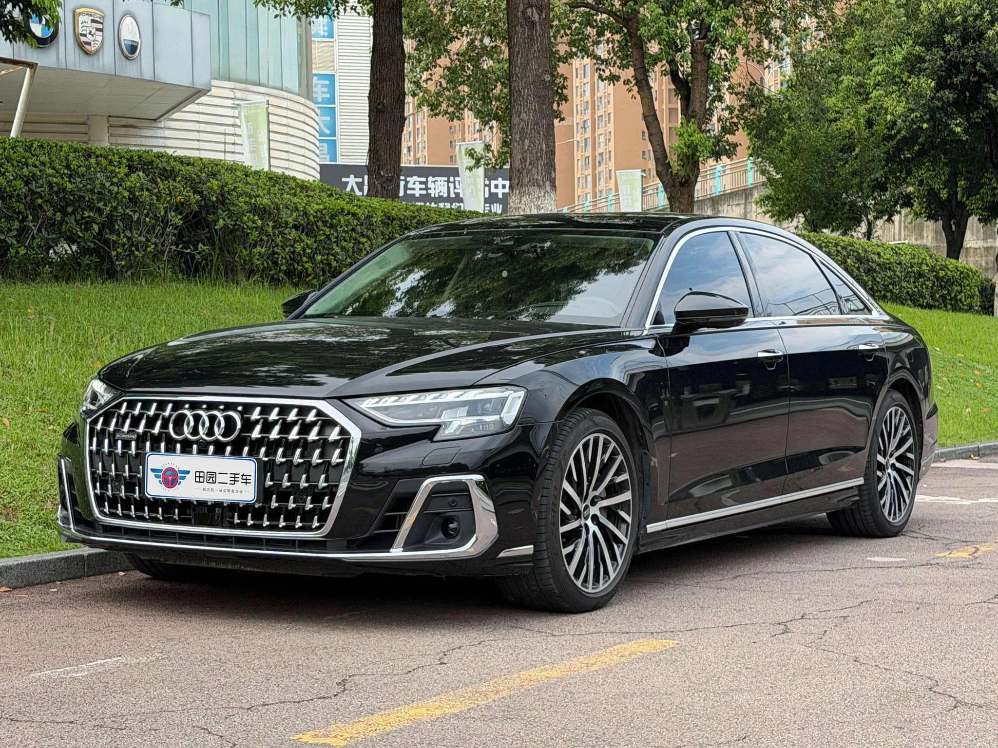 Audi A8 2024