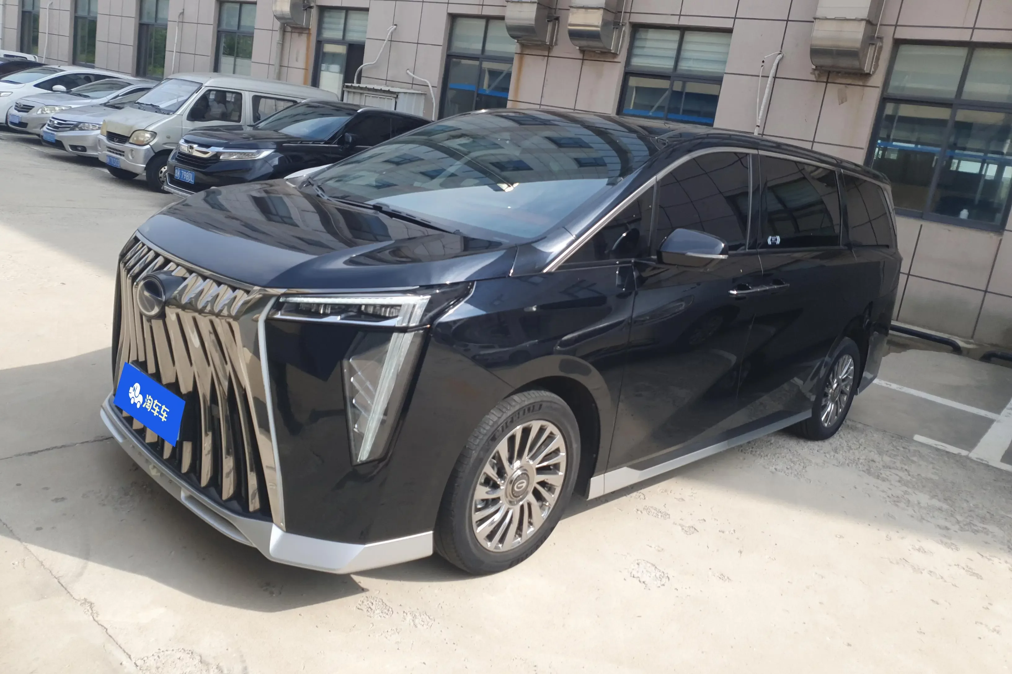 GAC Trumpchi M8