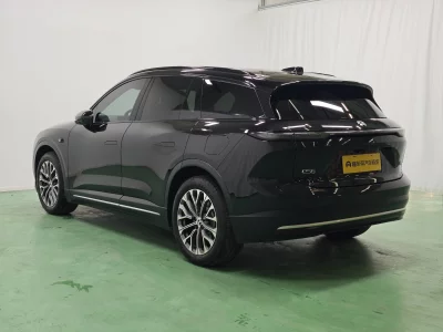 NIO ES6