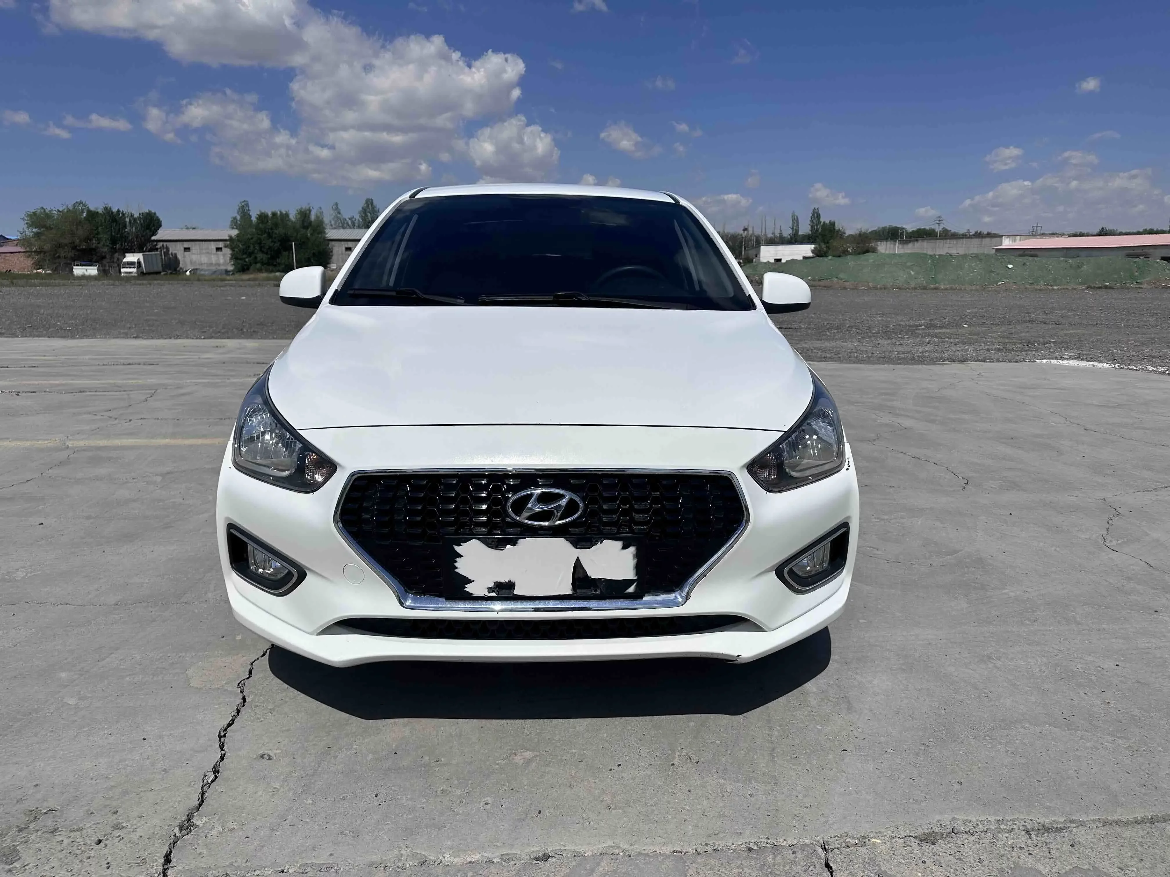 Hyundai Verna (Rena)  из Китая