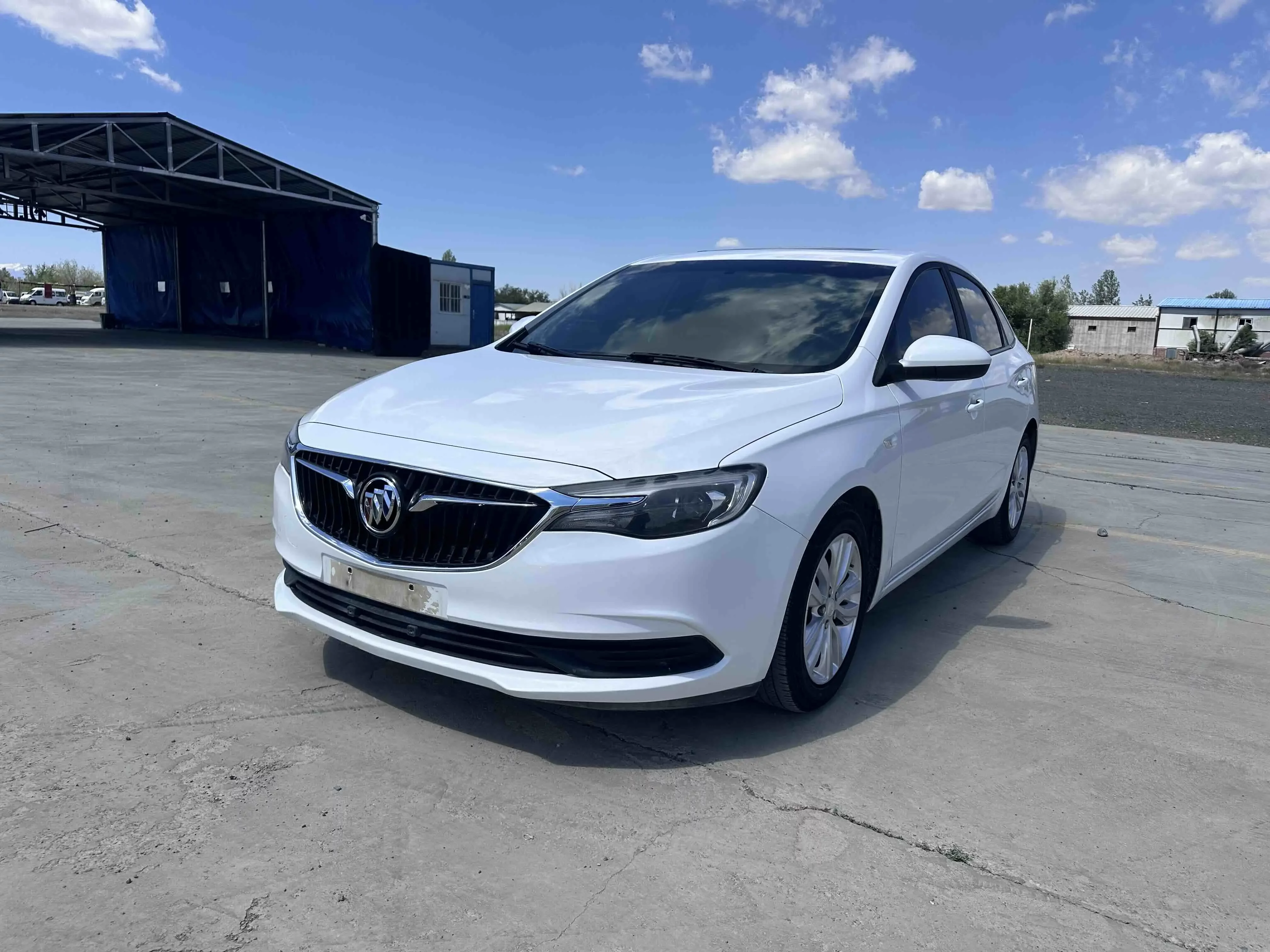 Buick Yinglang