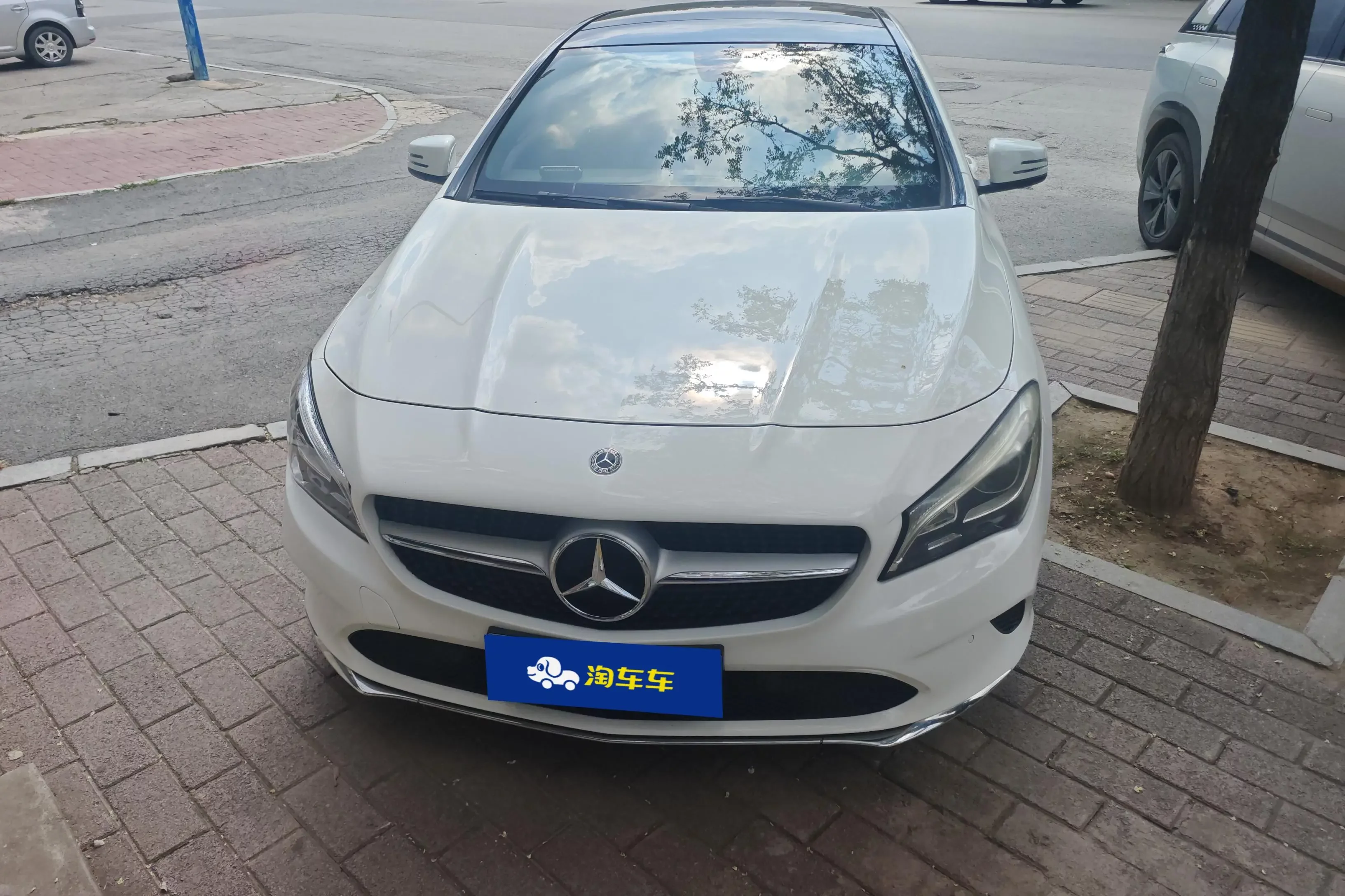 Mercedes-Benz CLA (Imported)