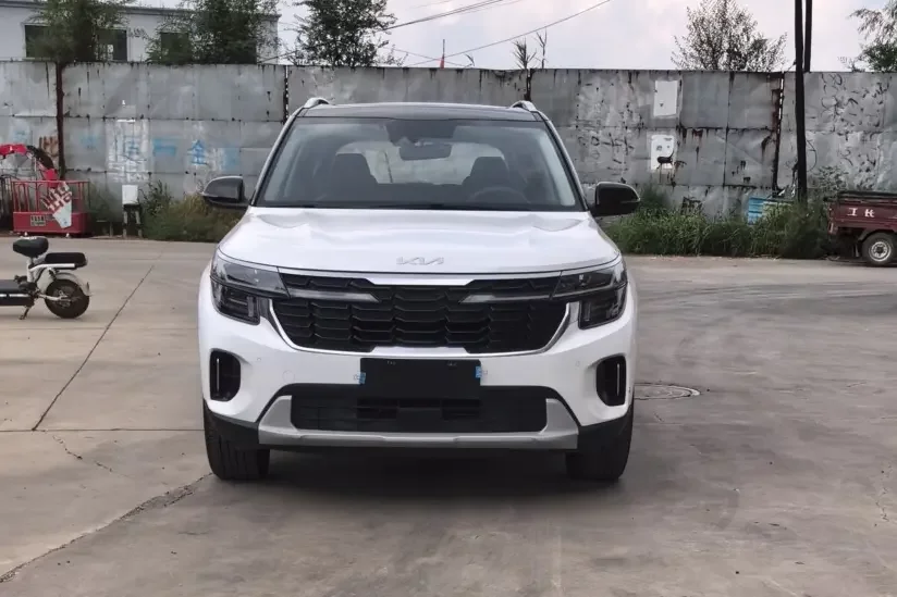 Kia Seltos  из Китая
