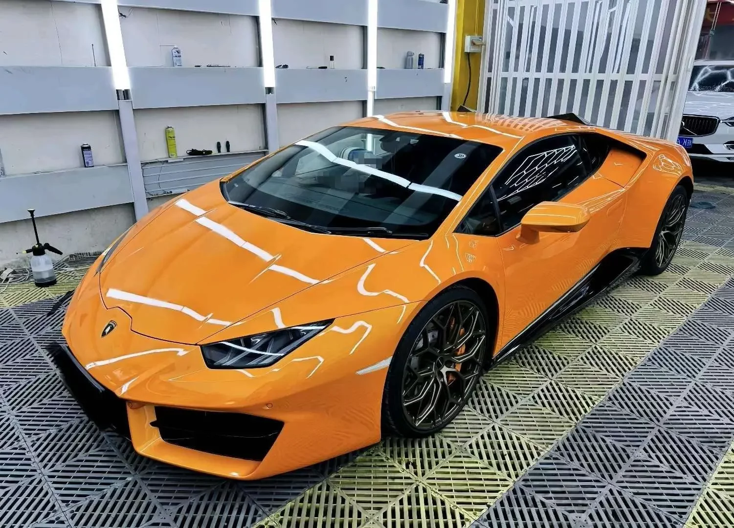 Lamborghini Huracán  из Китая