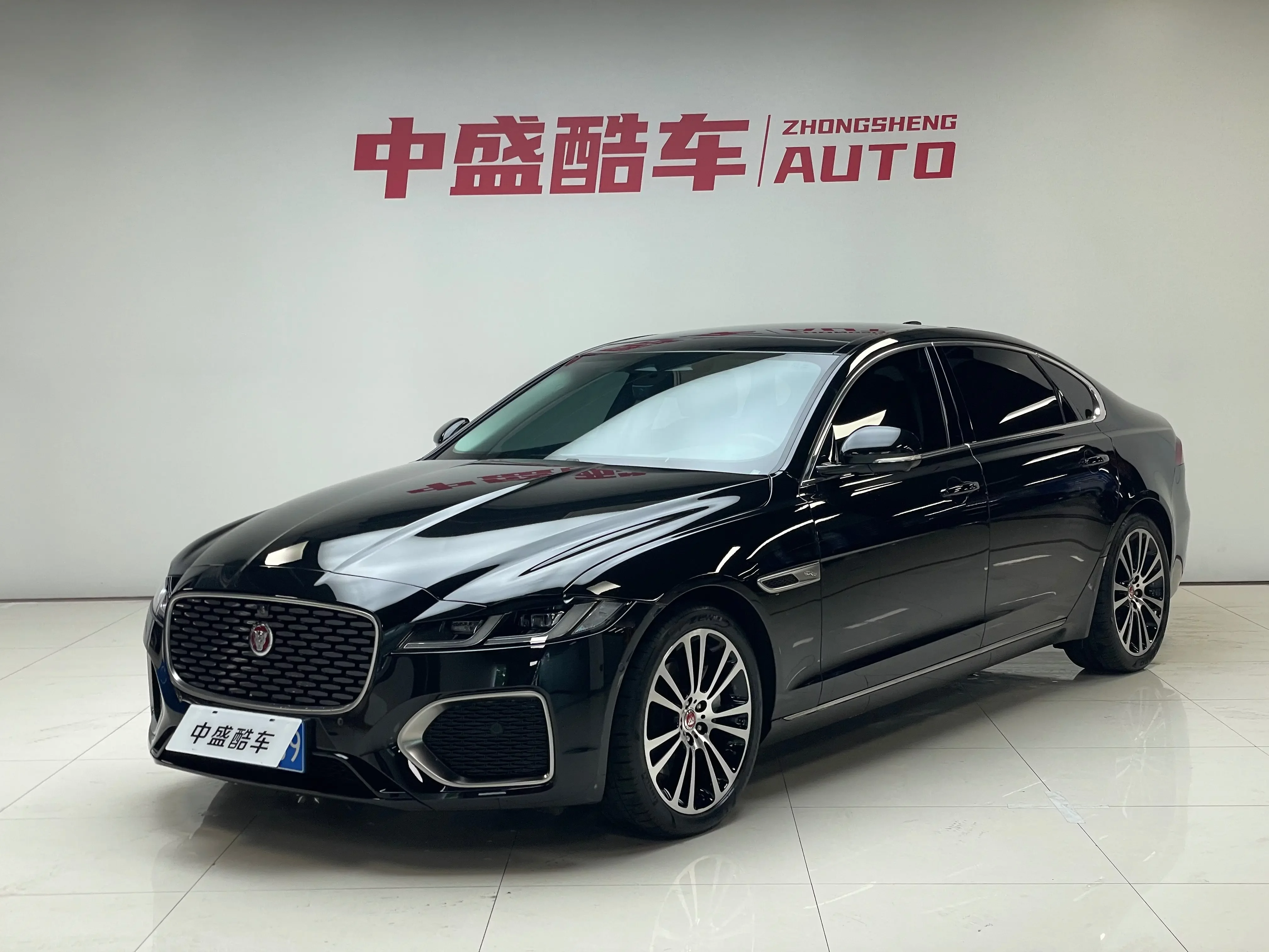 Jaguar XFL