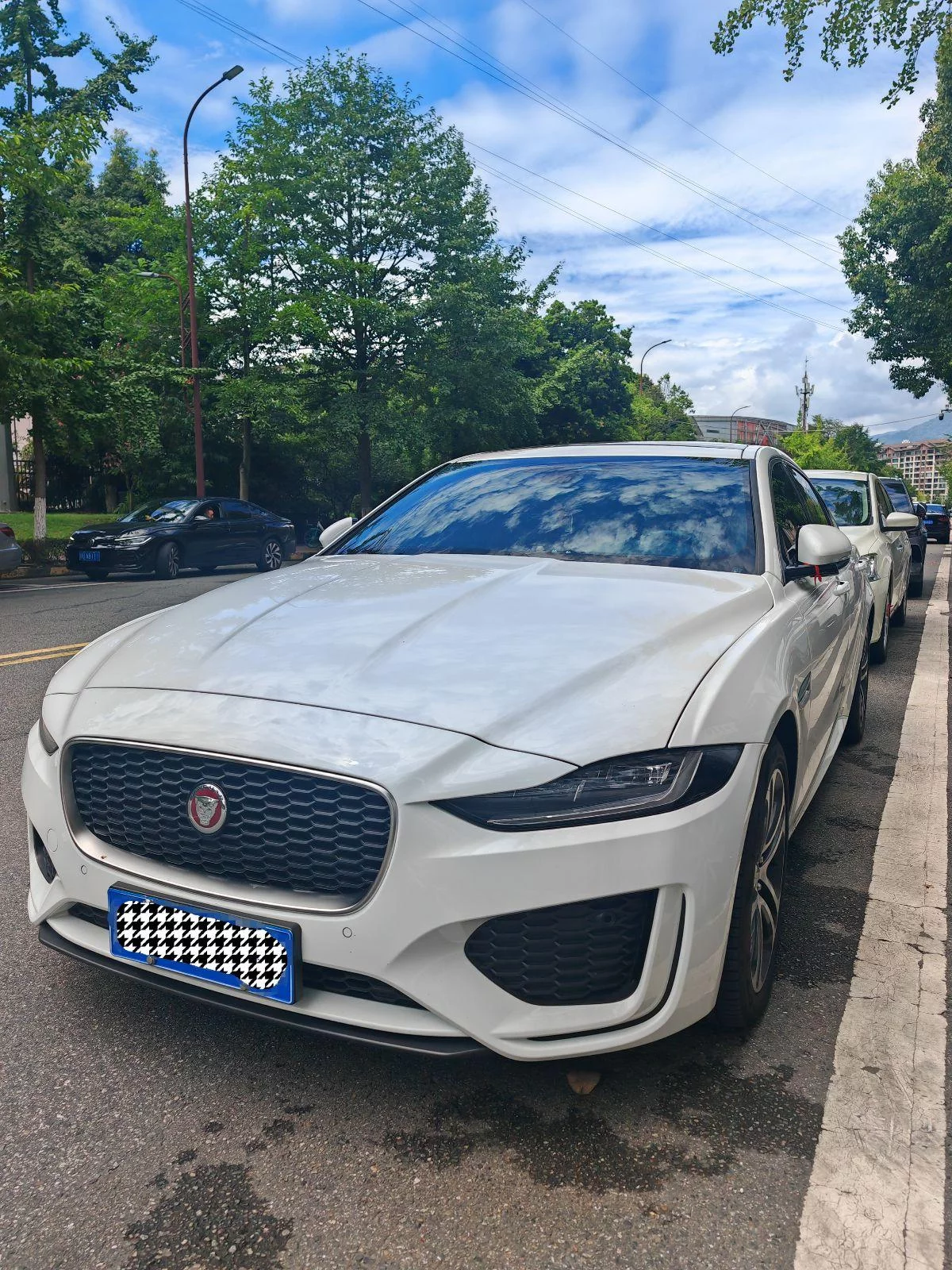 Jaguar XEL