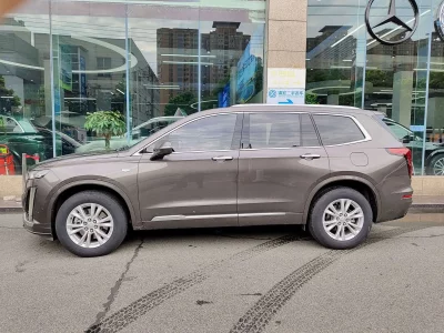 Cadillac XT6