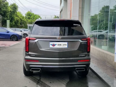 Cadillac XT6