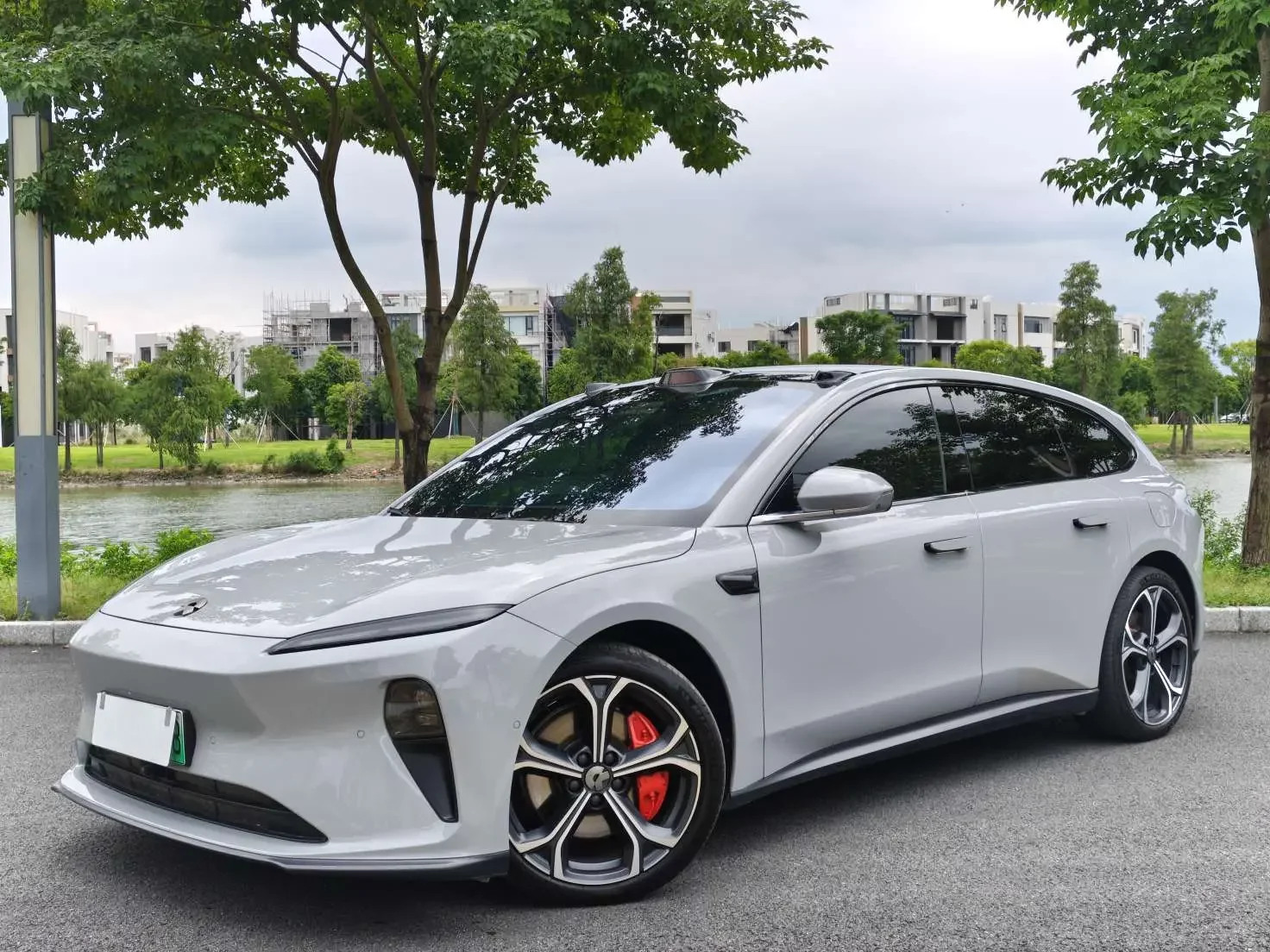 NIO ET5T
