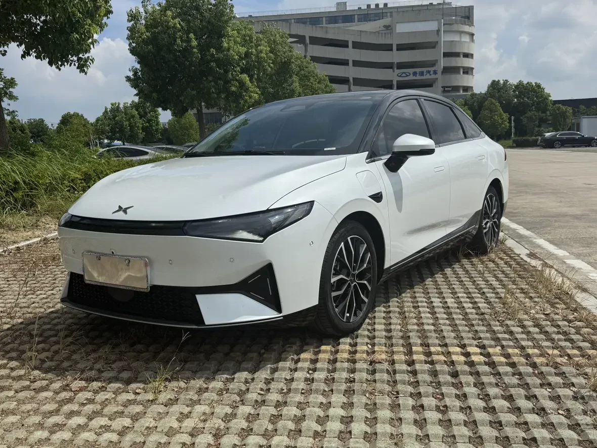 Xpeng P5