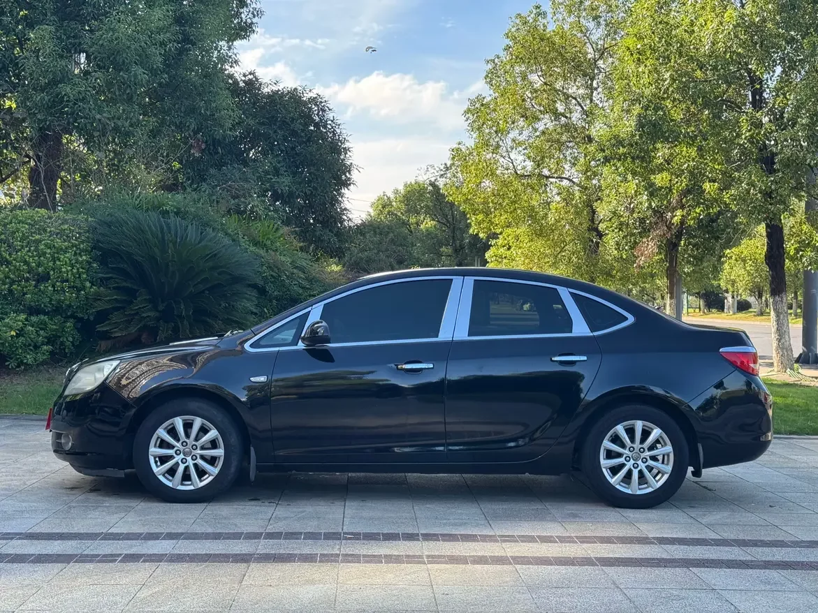 Buick Yinglang