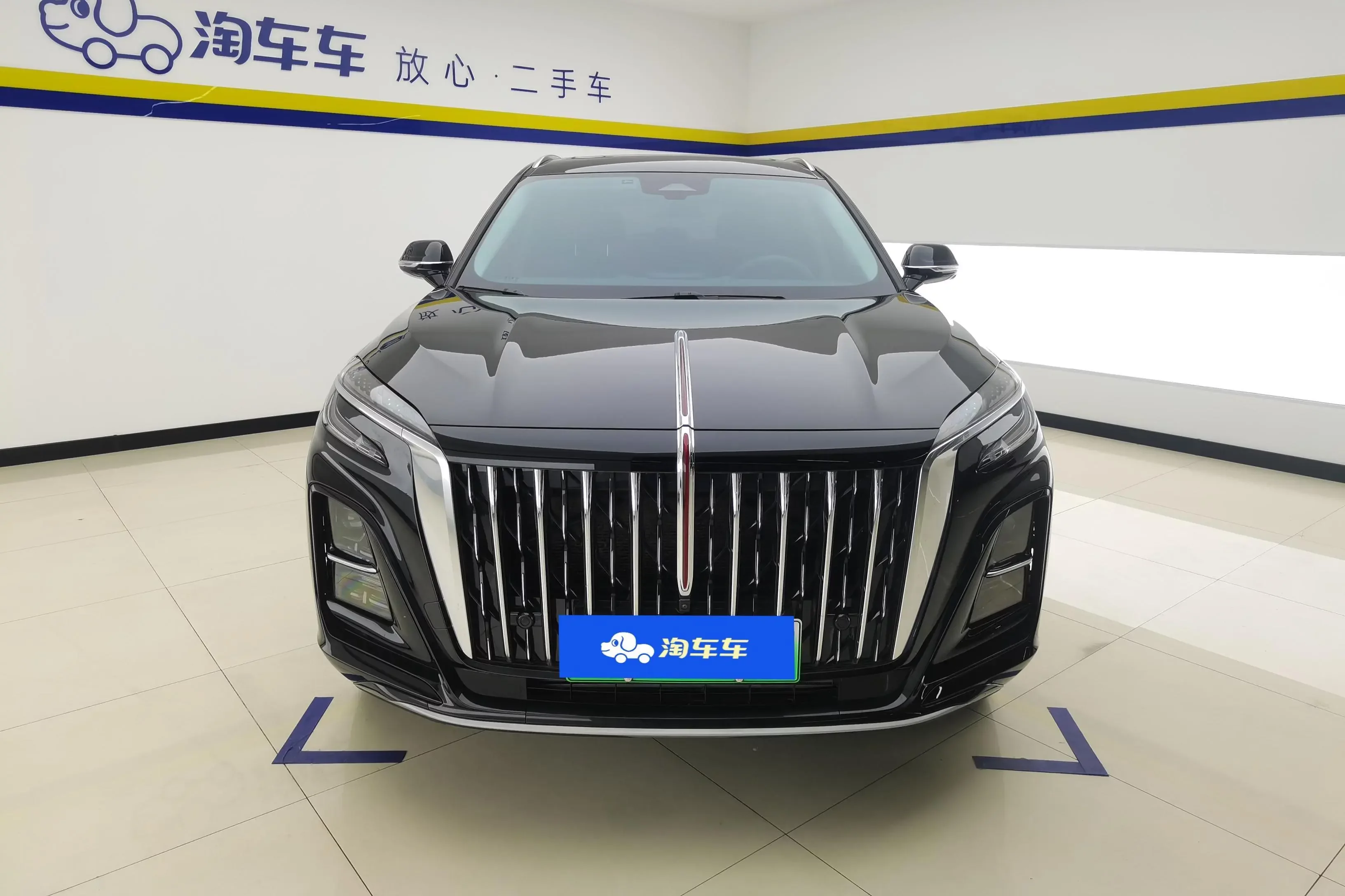 Hongqi HS3 PHEV  из Китая
