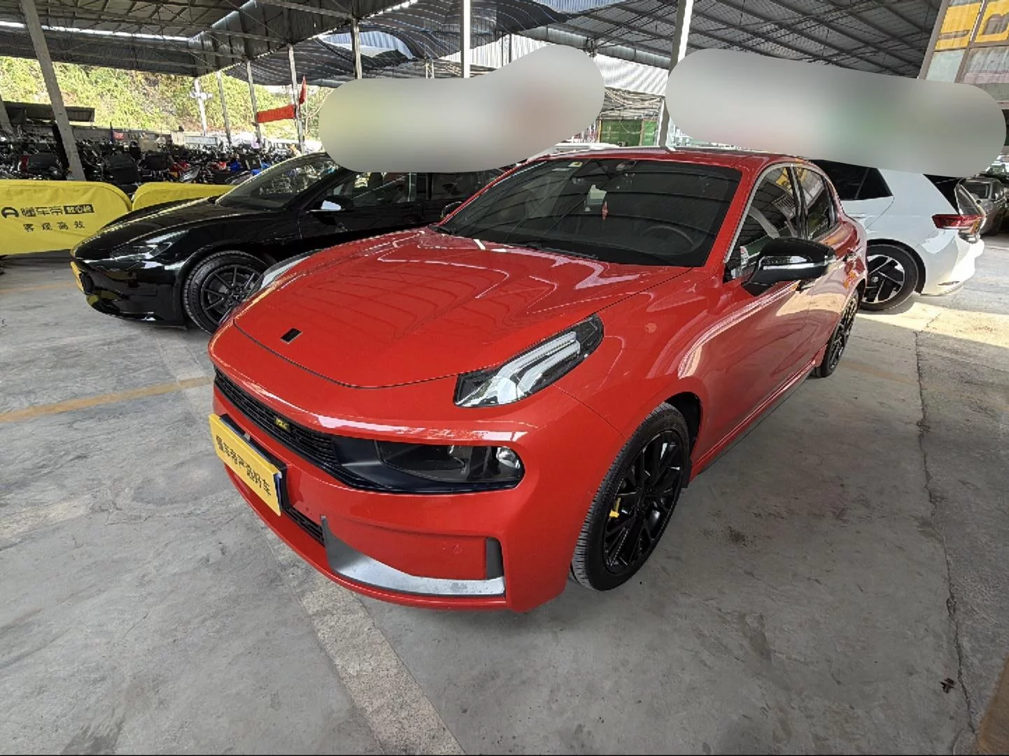 Lynk & Co 03