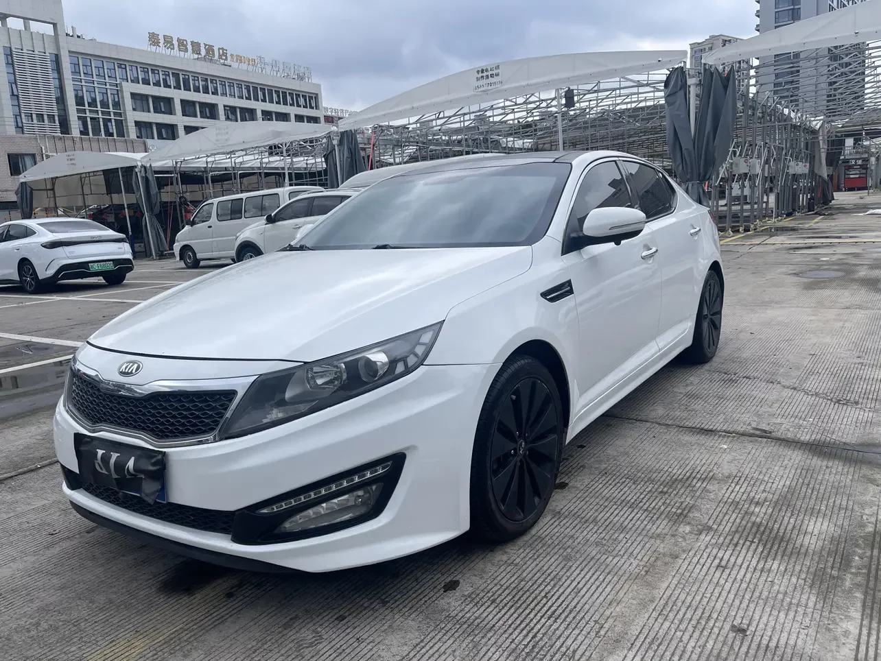 Kia K5  из Китая