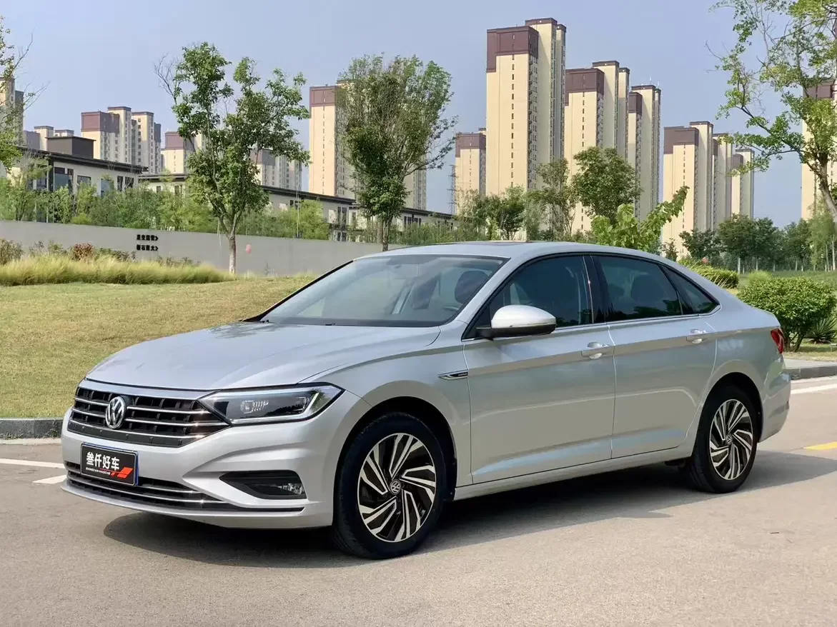 Volkswagen Sagitar