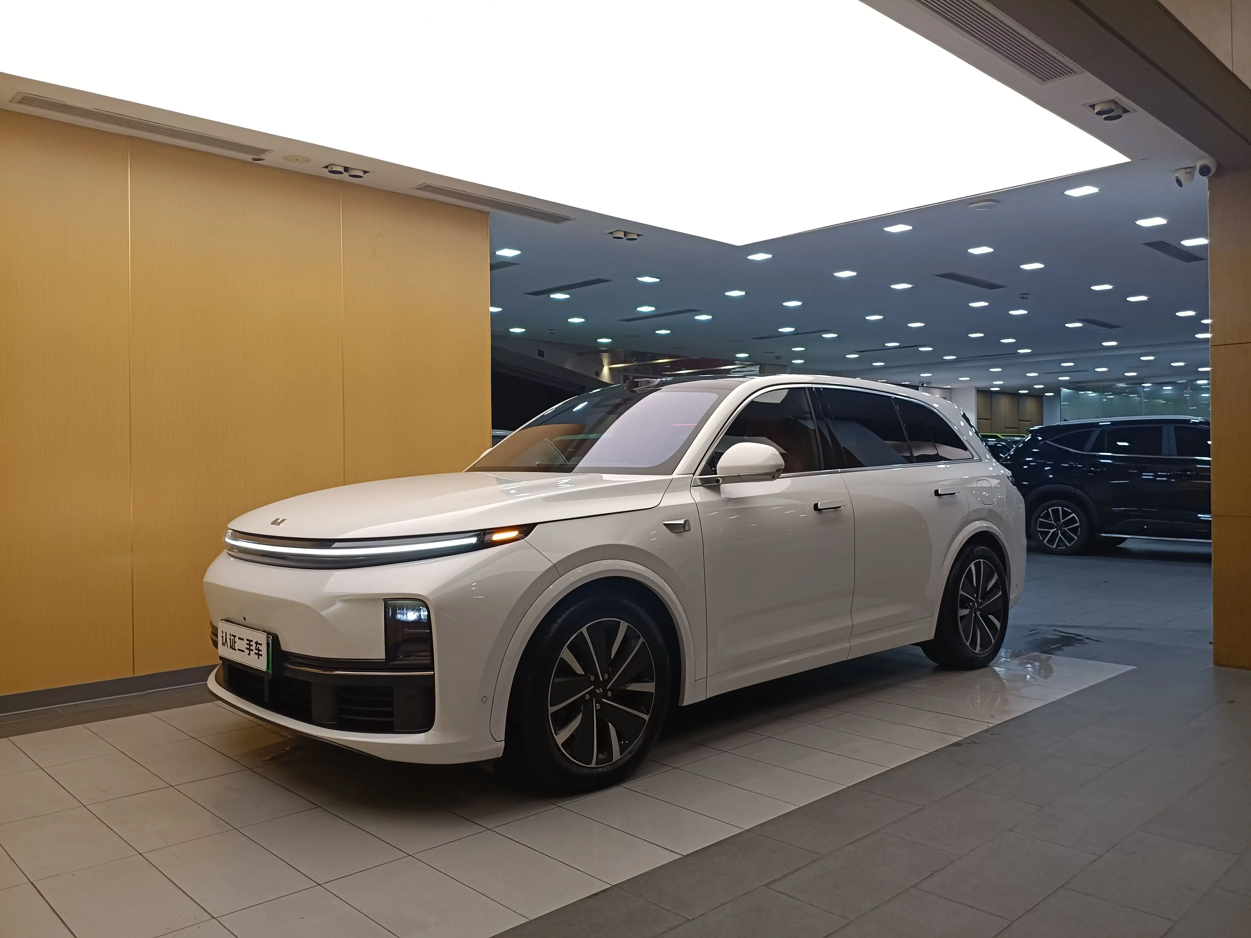 Lixiang L7