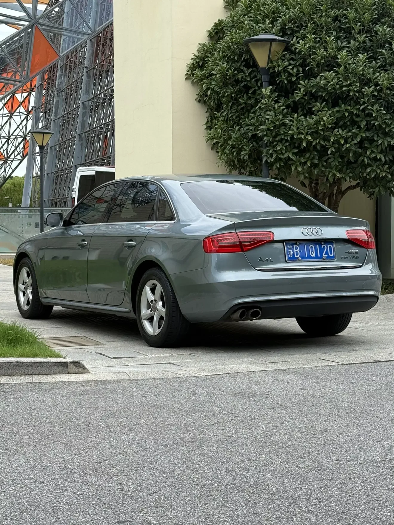 Audi A4L