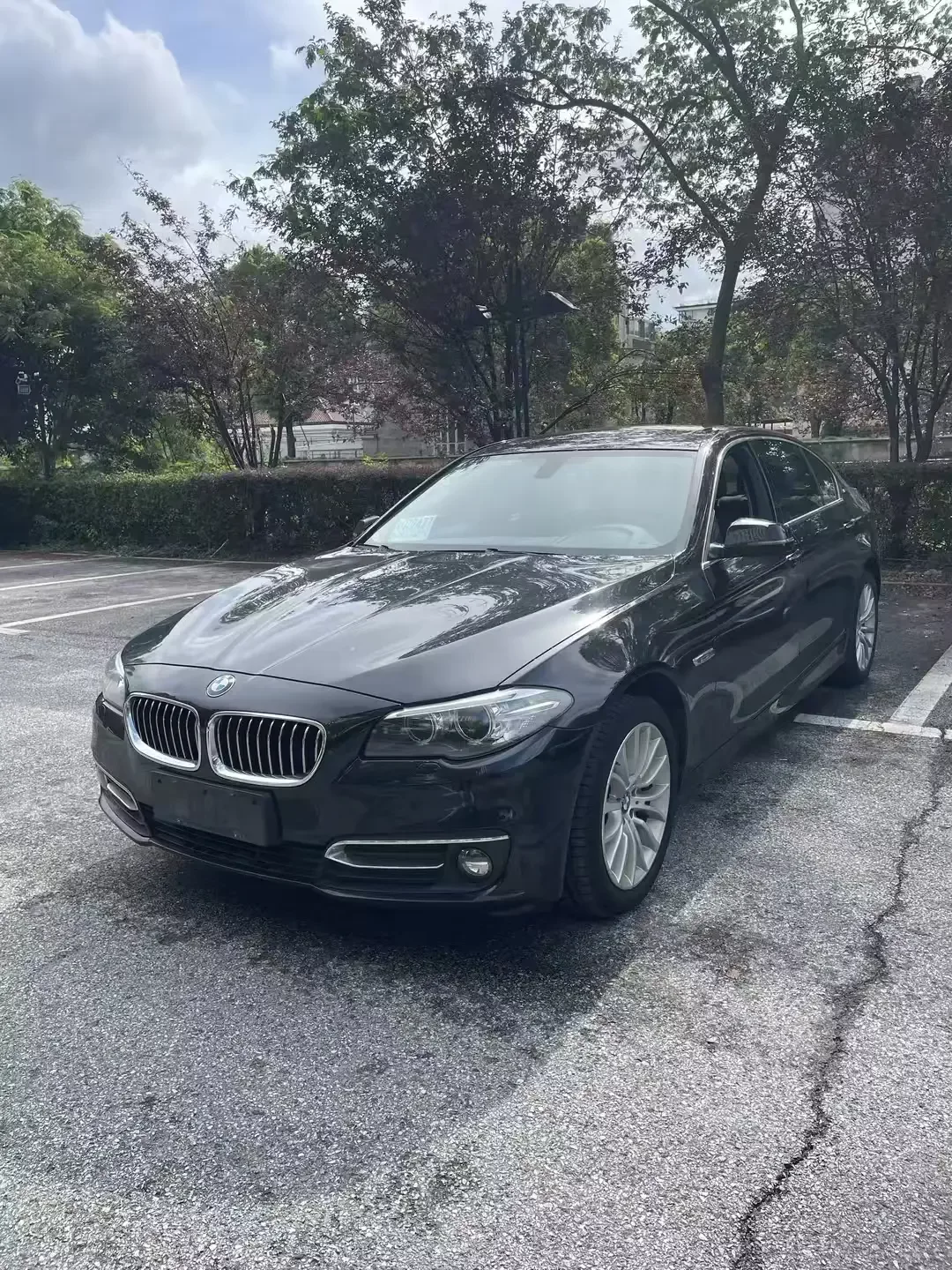 BMW 5 Series PHEV  из Китая