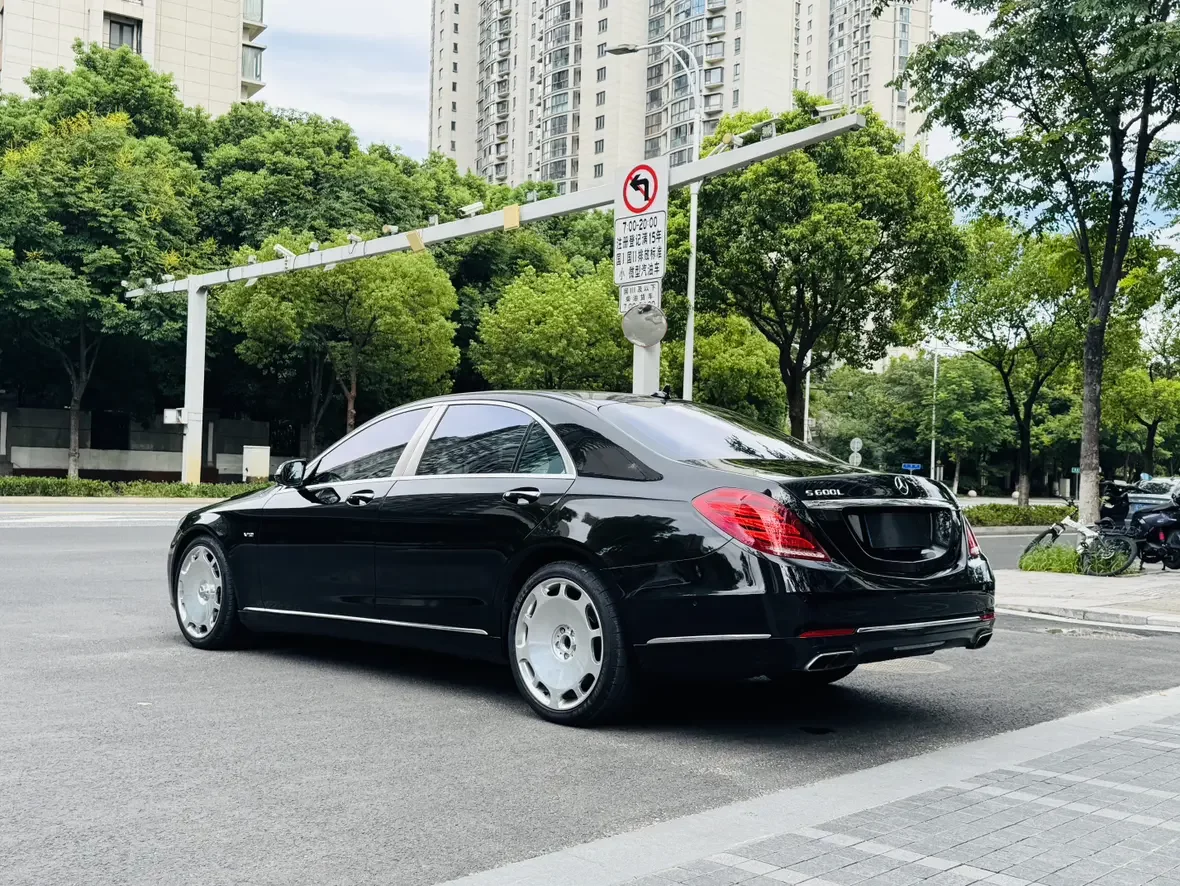 Mercedes-Benz S Class