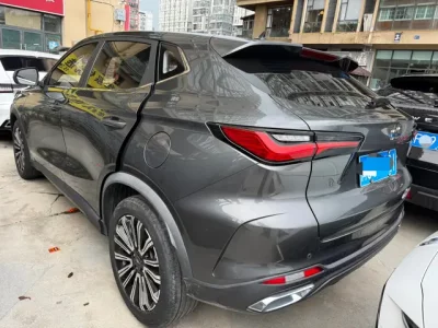 Oshan Changan Auchan X5