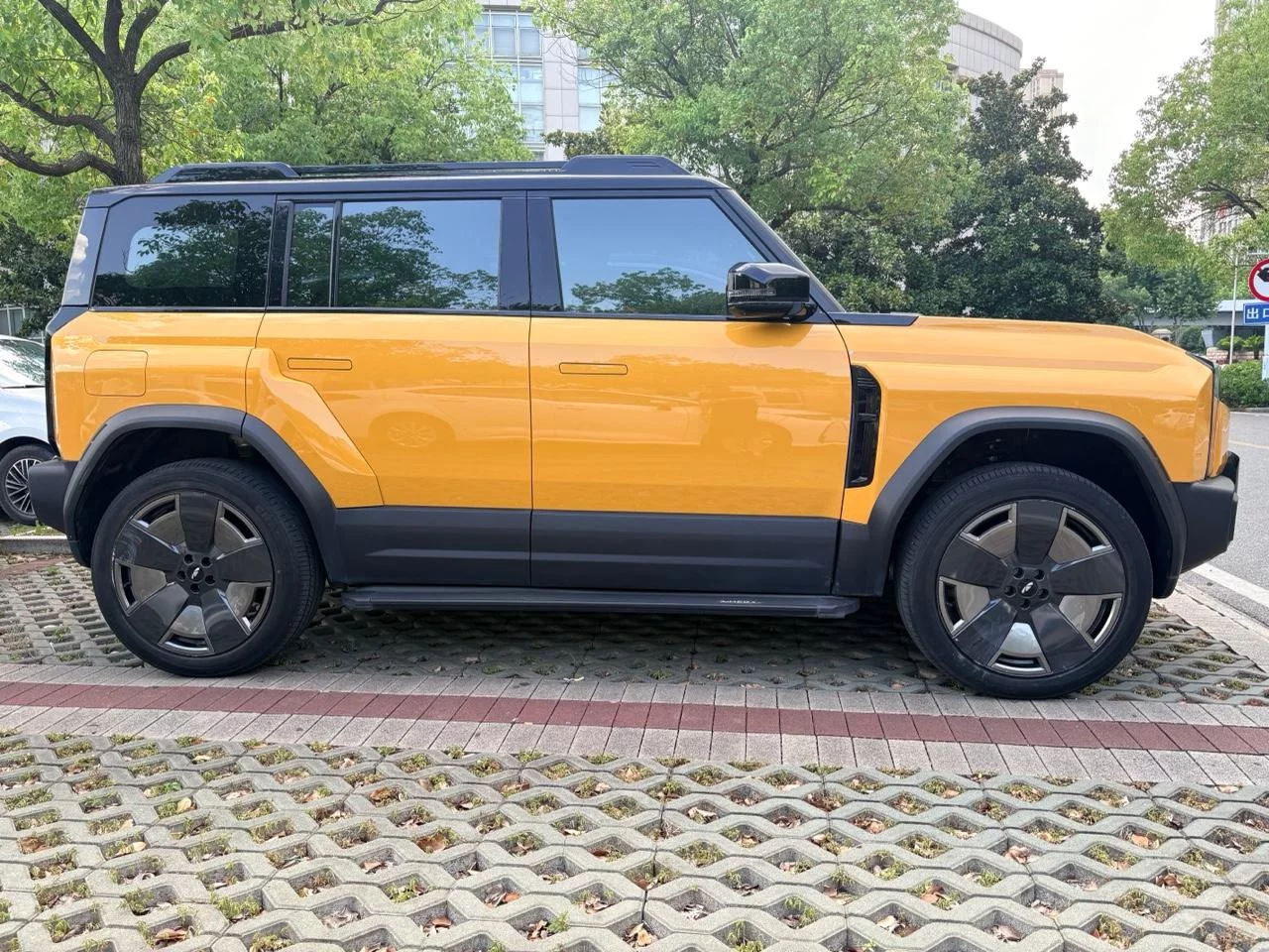 Chery Fengyun X3L  из Китая