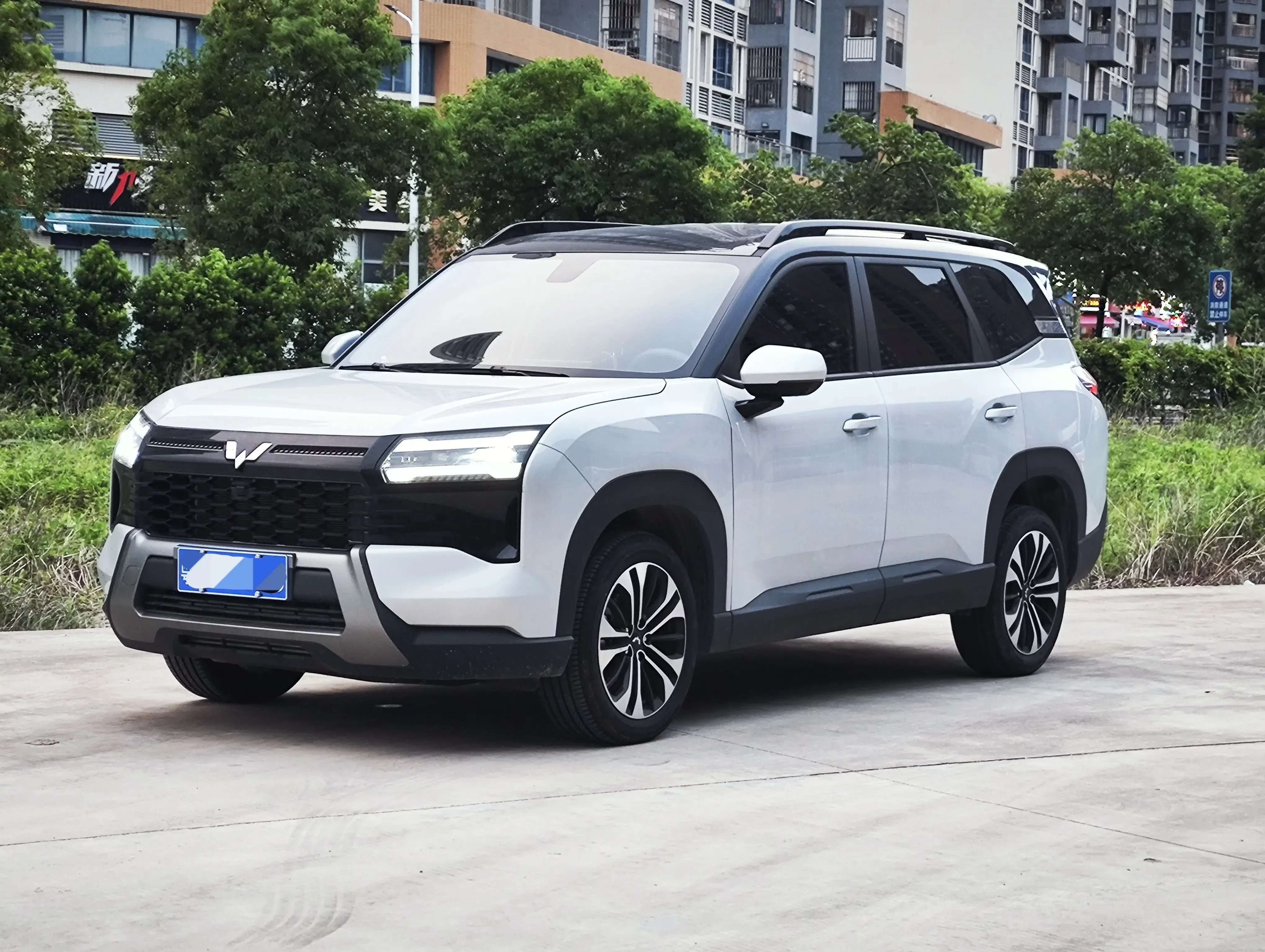 Wuling Starlight 560