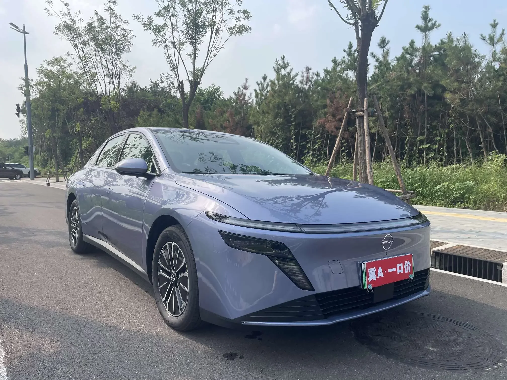 Nissan N6