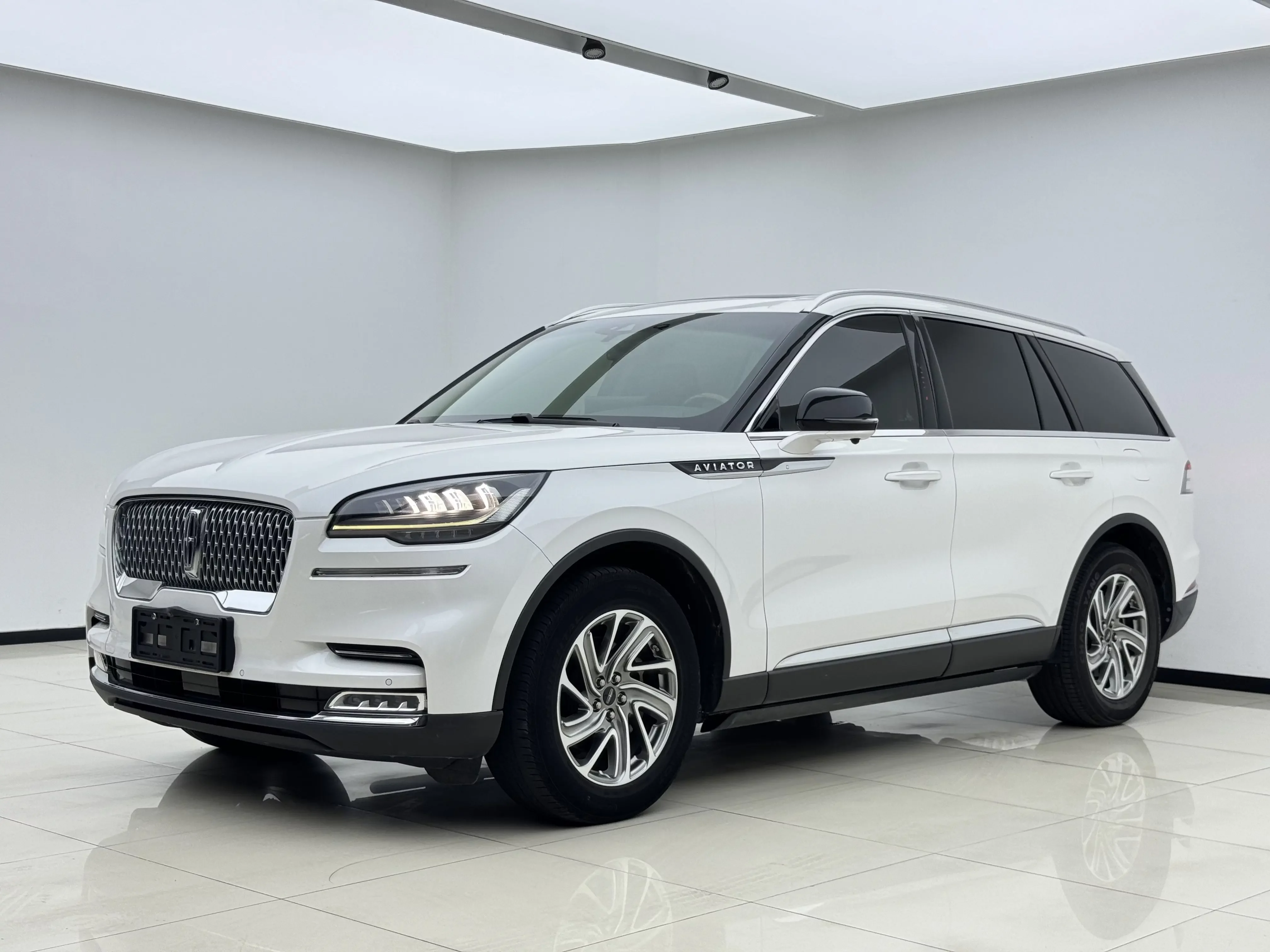 Lincoln aviator  из Китая