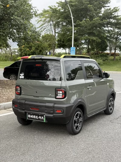Geely Panda