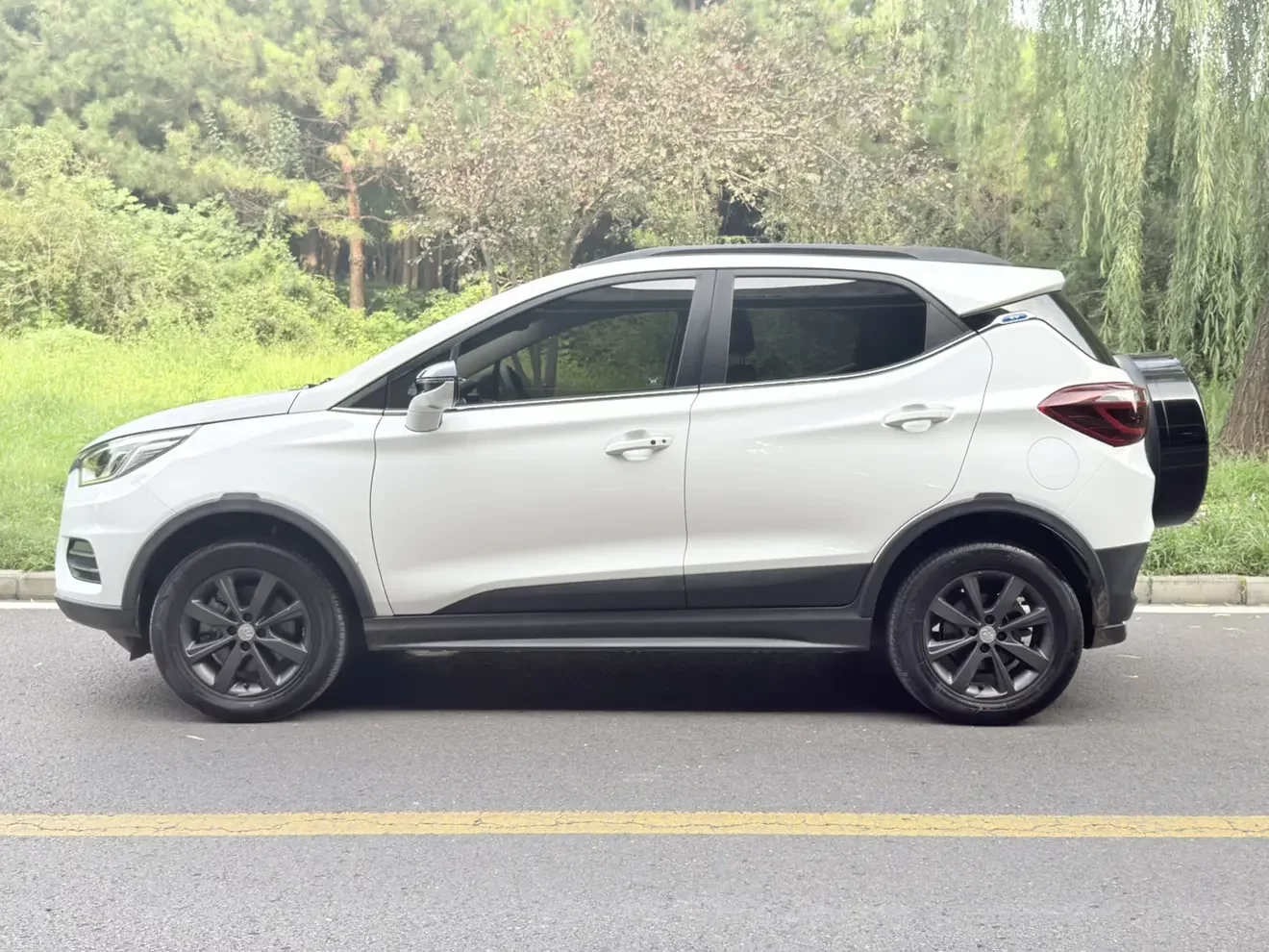 BYD Yuan EV