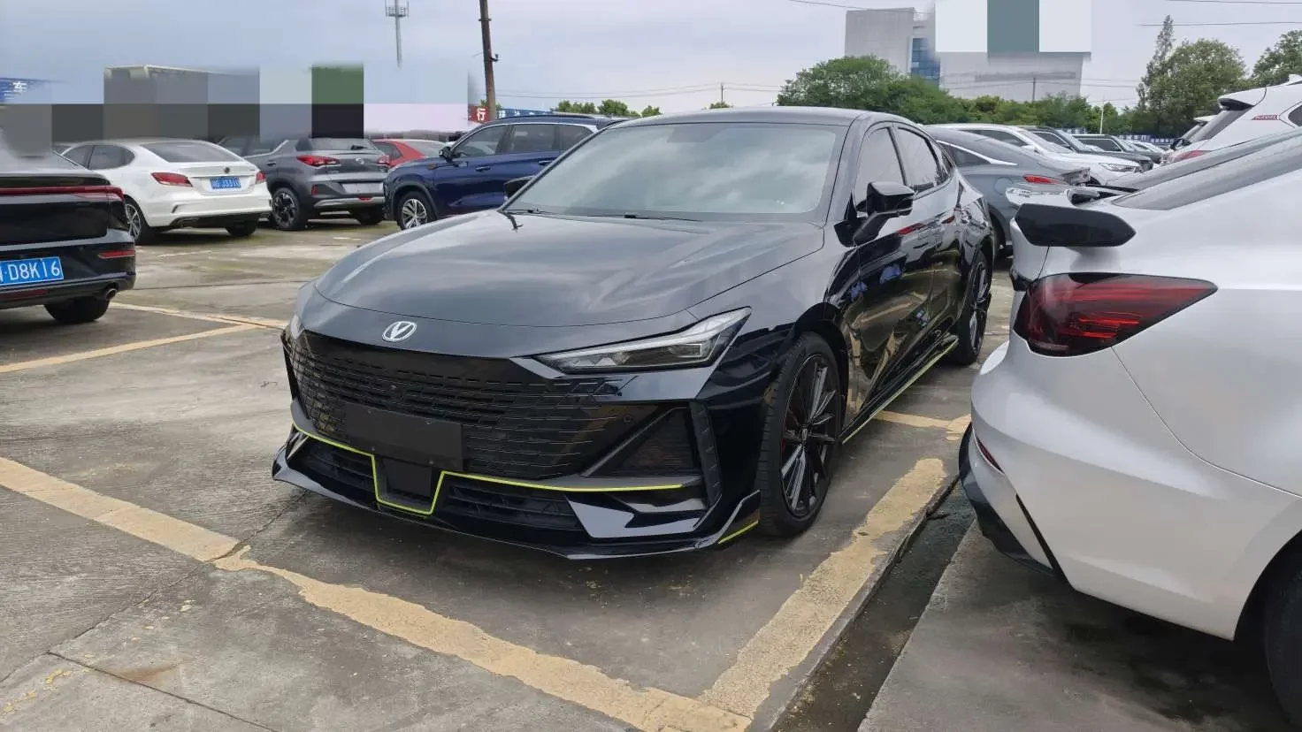 Changan UNI-V